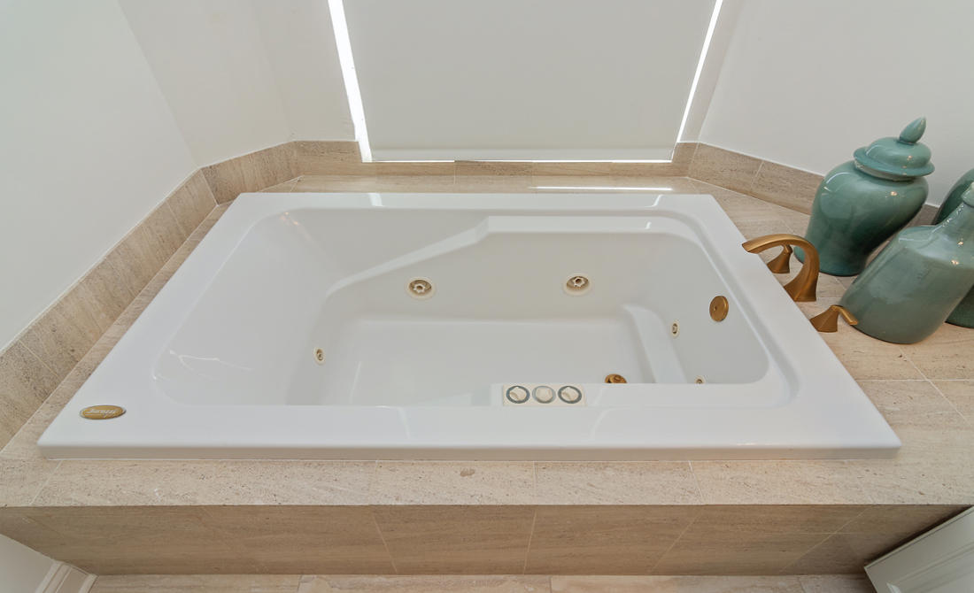 ST. THOMAS AT SILVER SHELLS - Residential