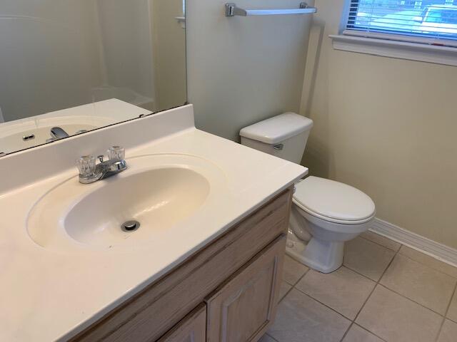 ELLIOTTS POINT 8TH ADDN - Residential Lease