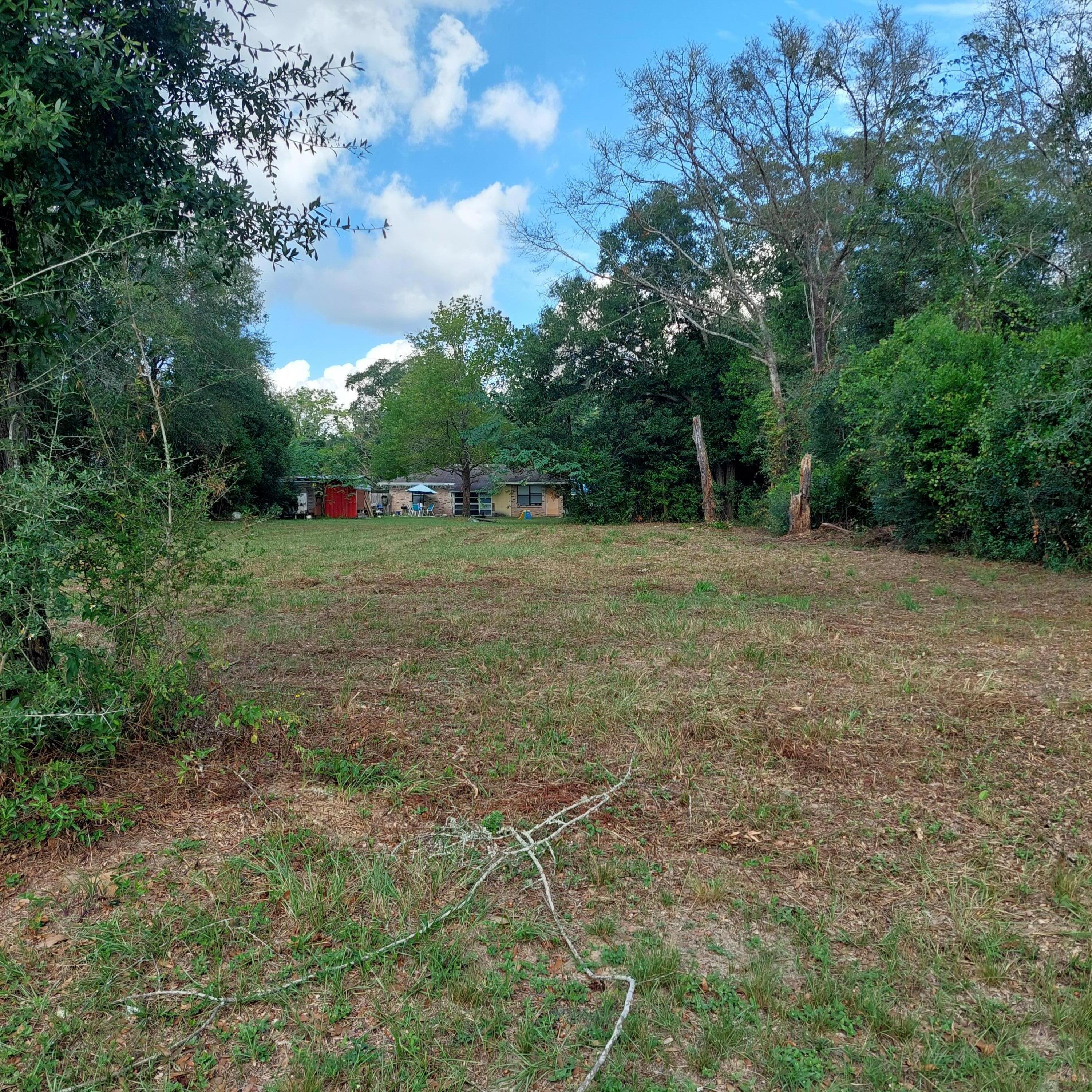 TOWN OF DEFUNIAK SPRINGS - Land