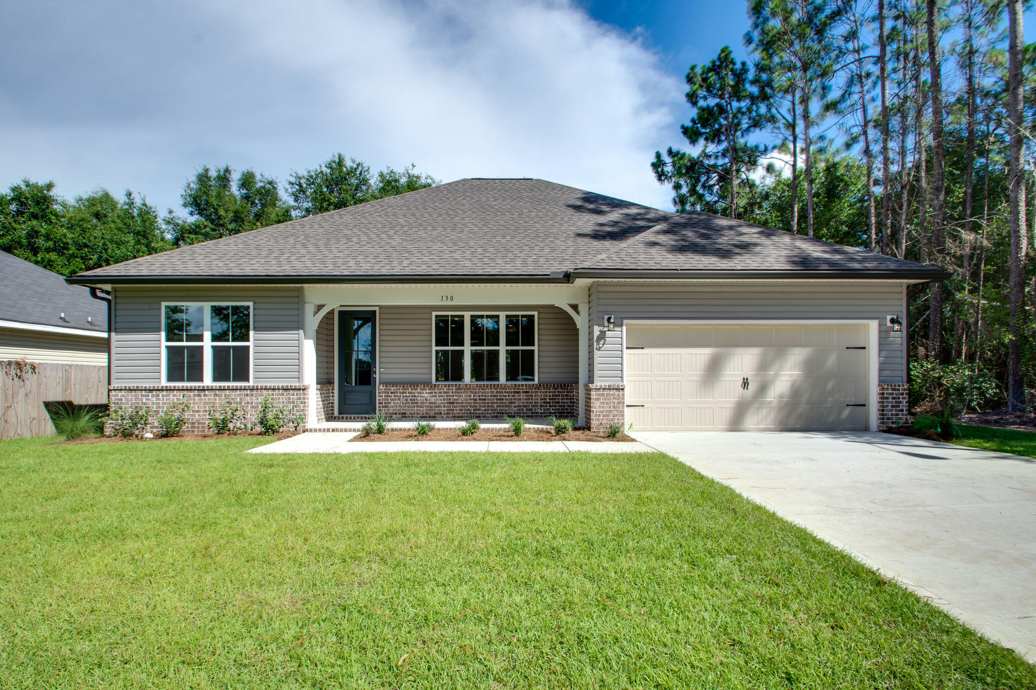 HERITAGE MANOR - Residential