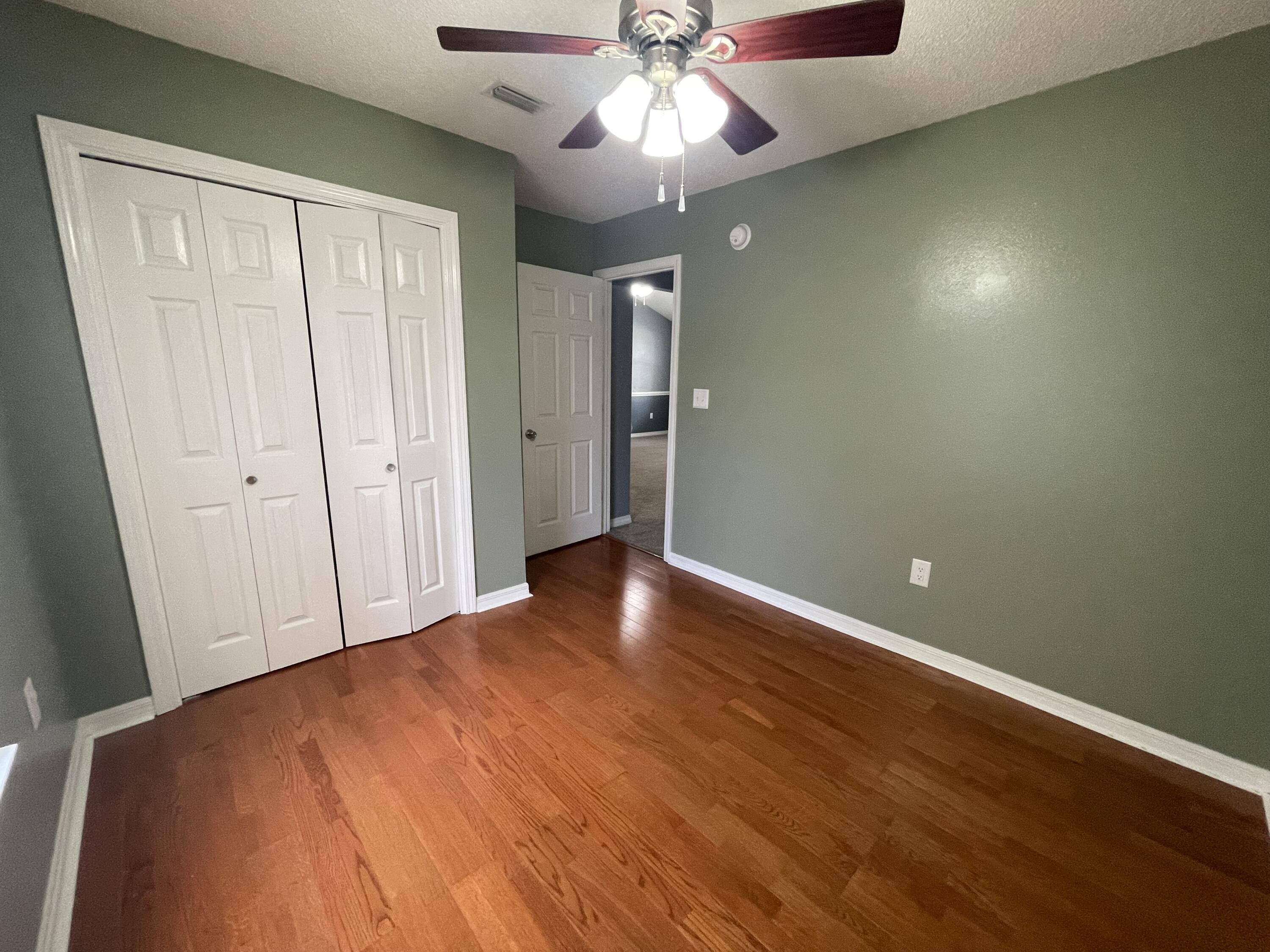 FOXWORTH ESTATES PH 2 - Residential Lease