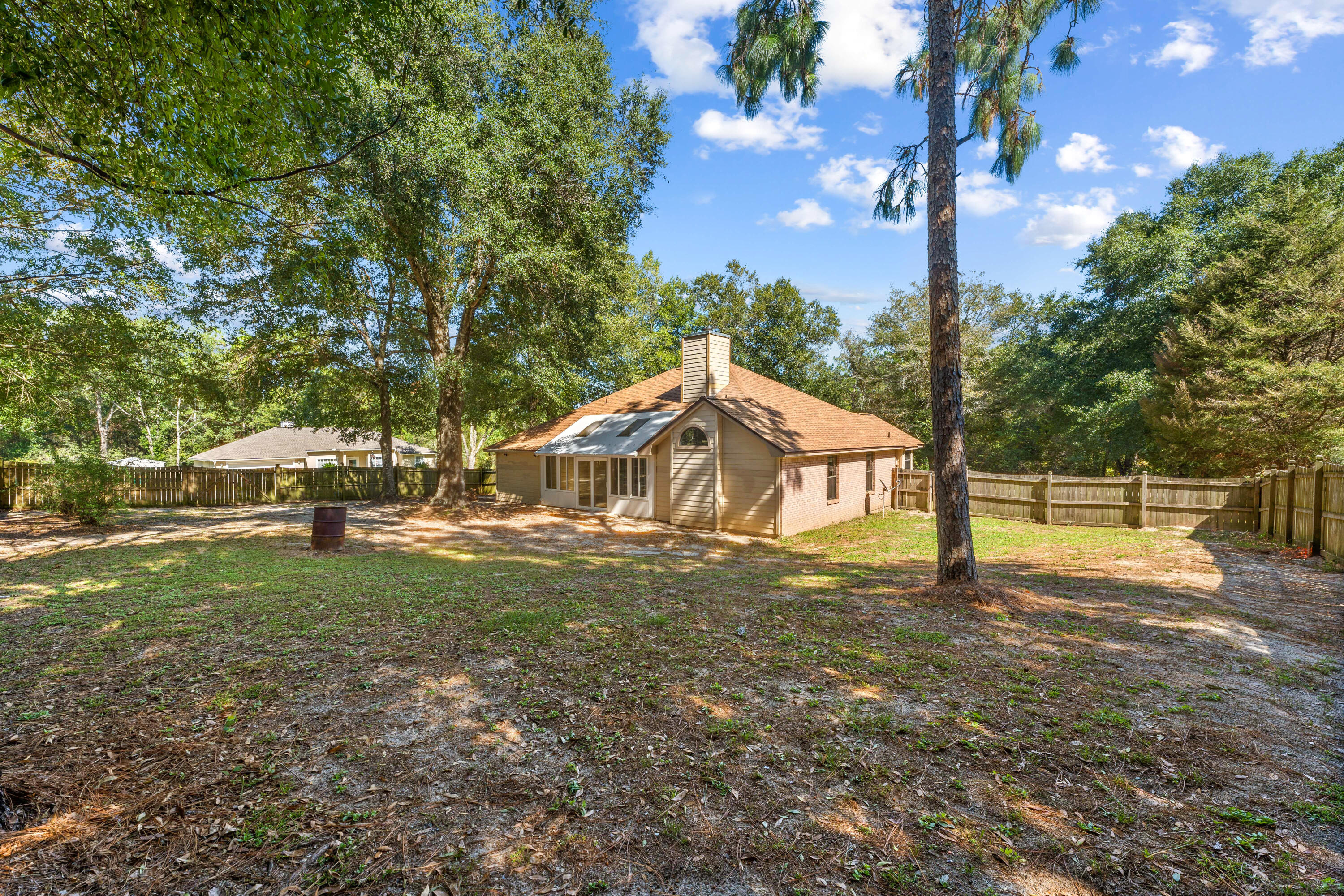 ROLLING HILLS ESTATES - Residential