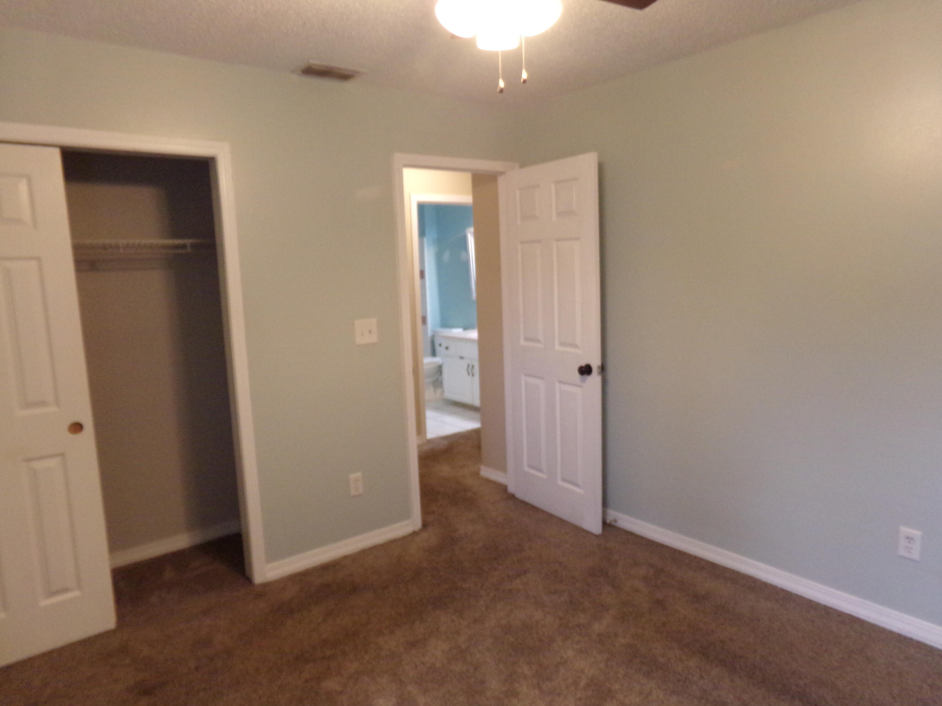 ROLLING HILLS ESTATES - Residential