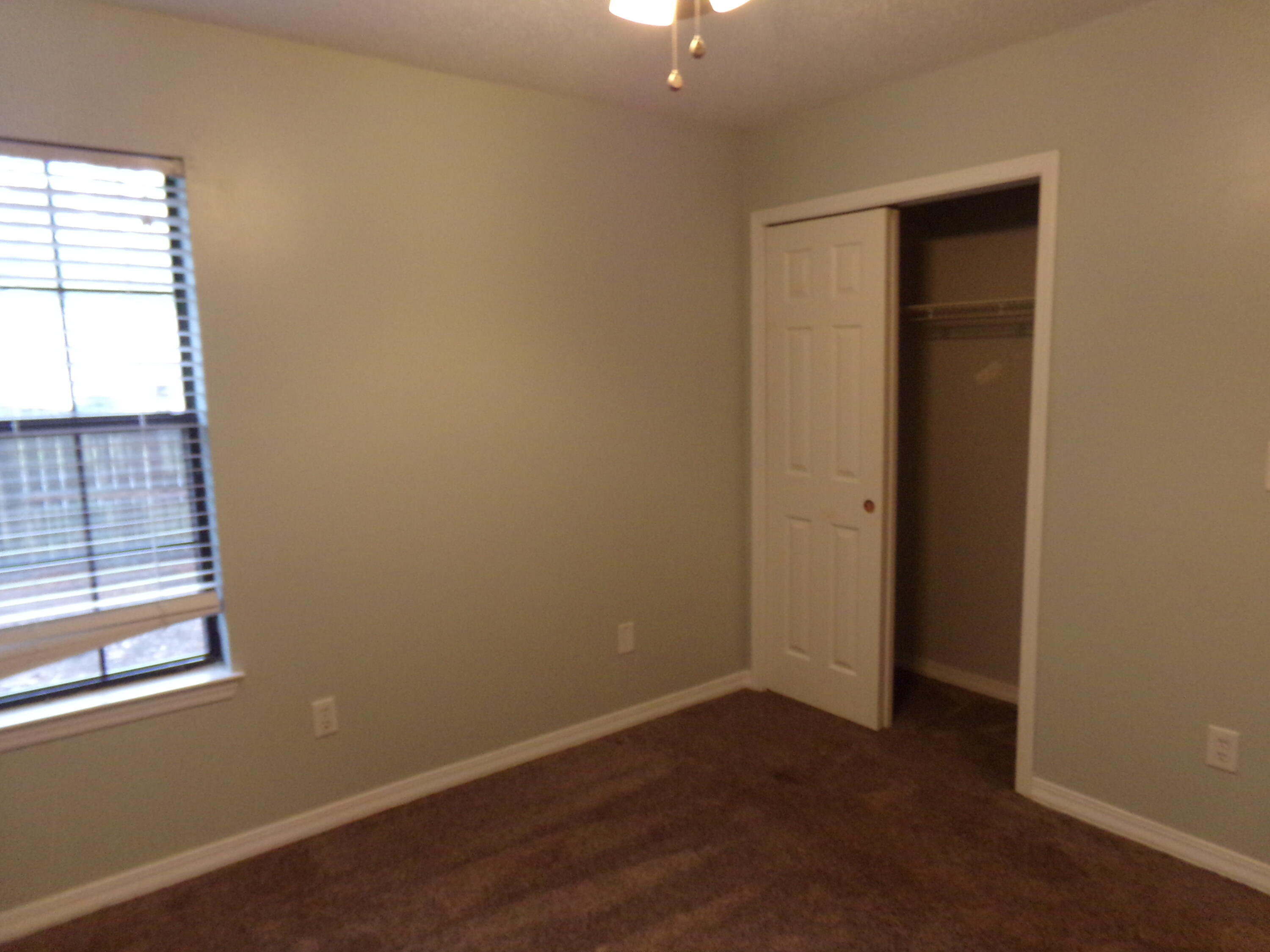 ROLLING HILLS ESTATES - Residential