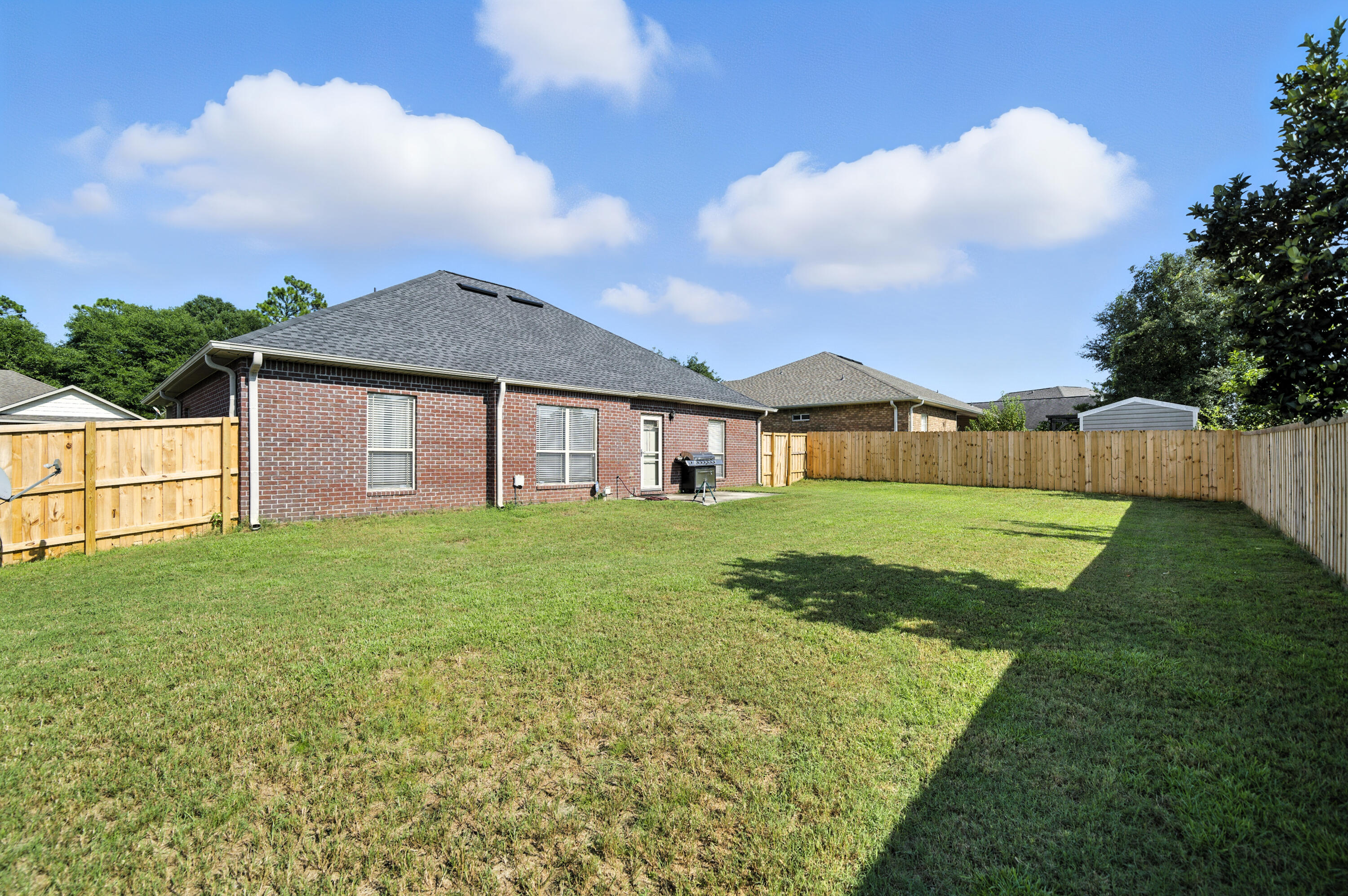 DUGGAN POND - Residential