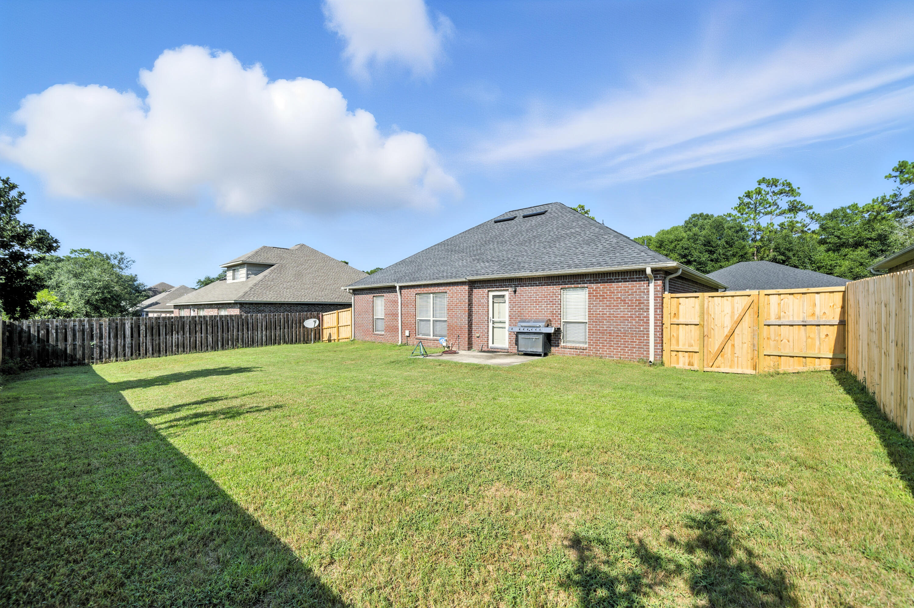 DUGGAN POND - Residential