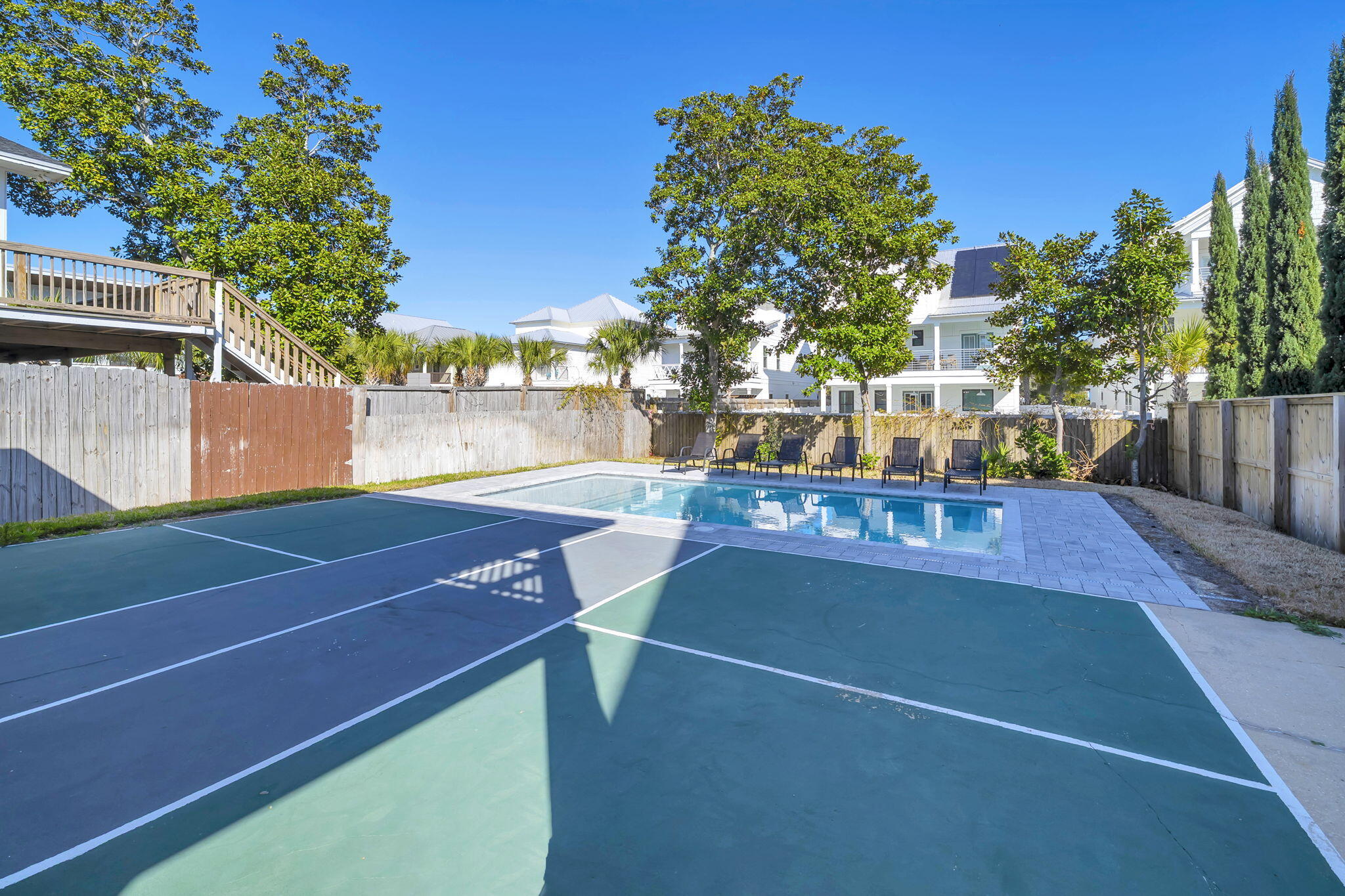 CRYSTAL BEACH - Residential