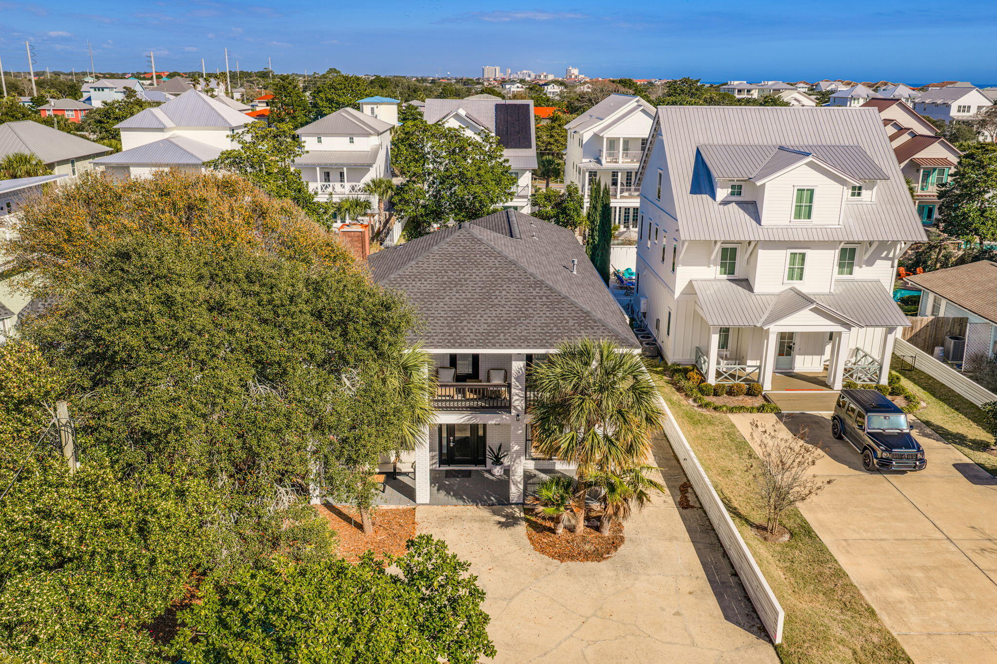 CRYSTAL BEACH - Residential