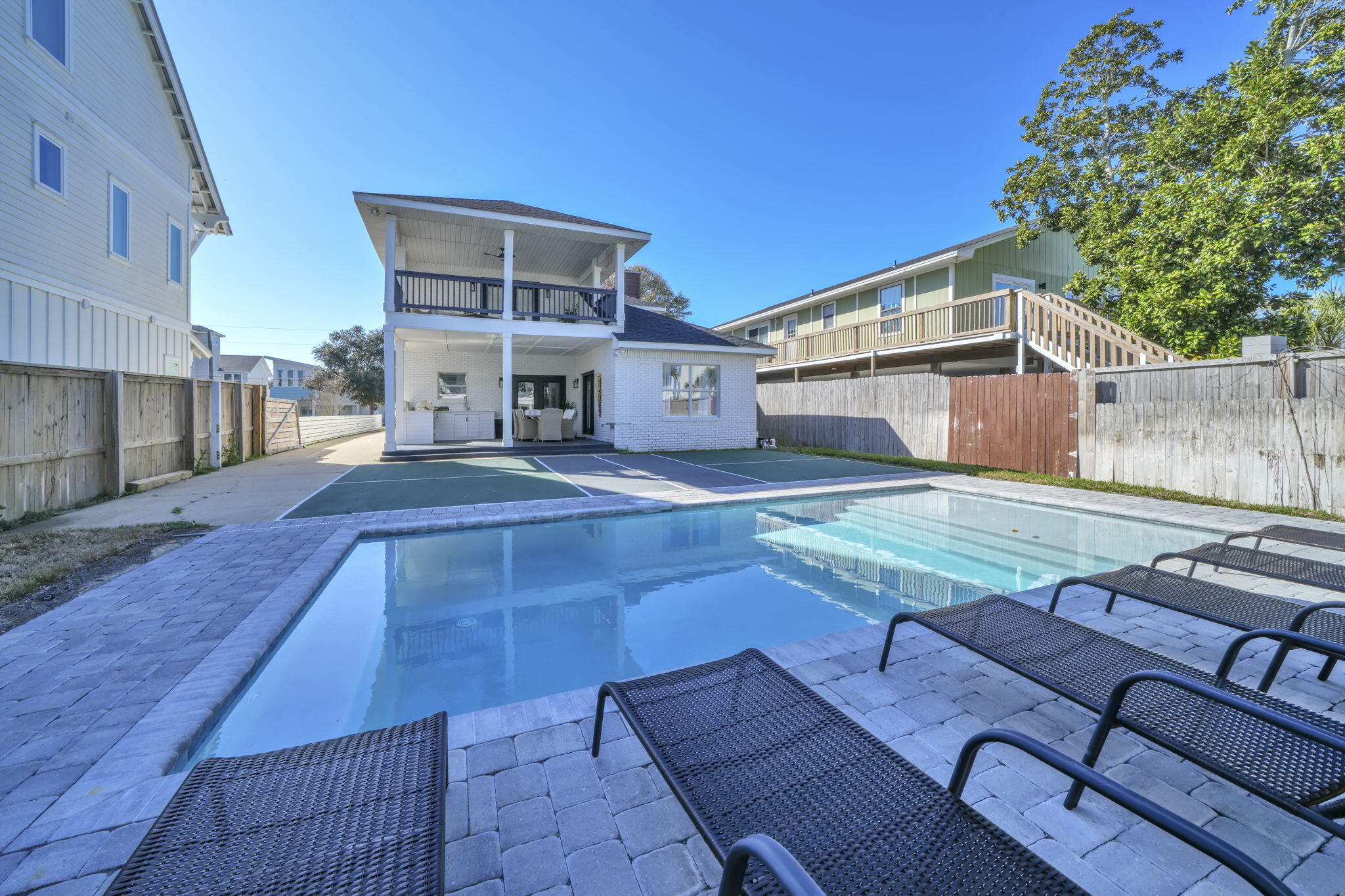 CRYSTAL BEACH - Residential