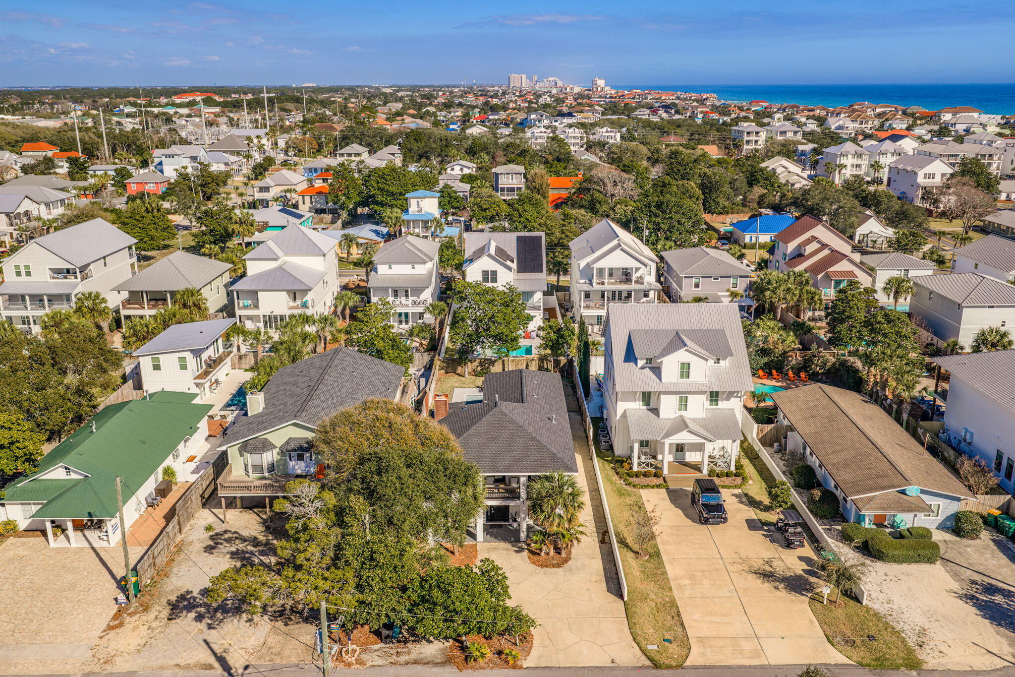 CRYSTAL BEACH - Residential