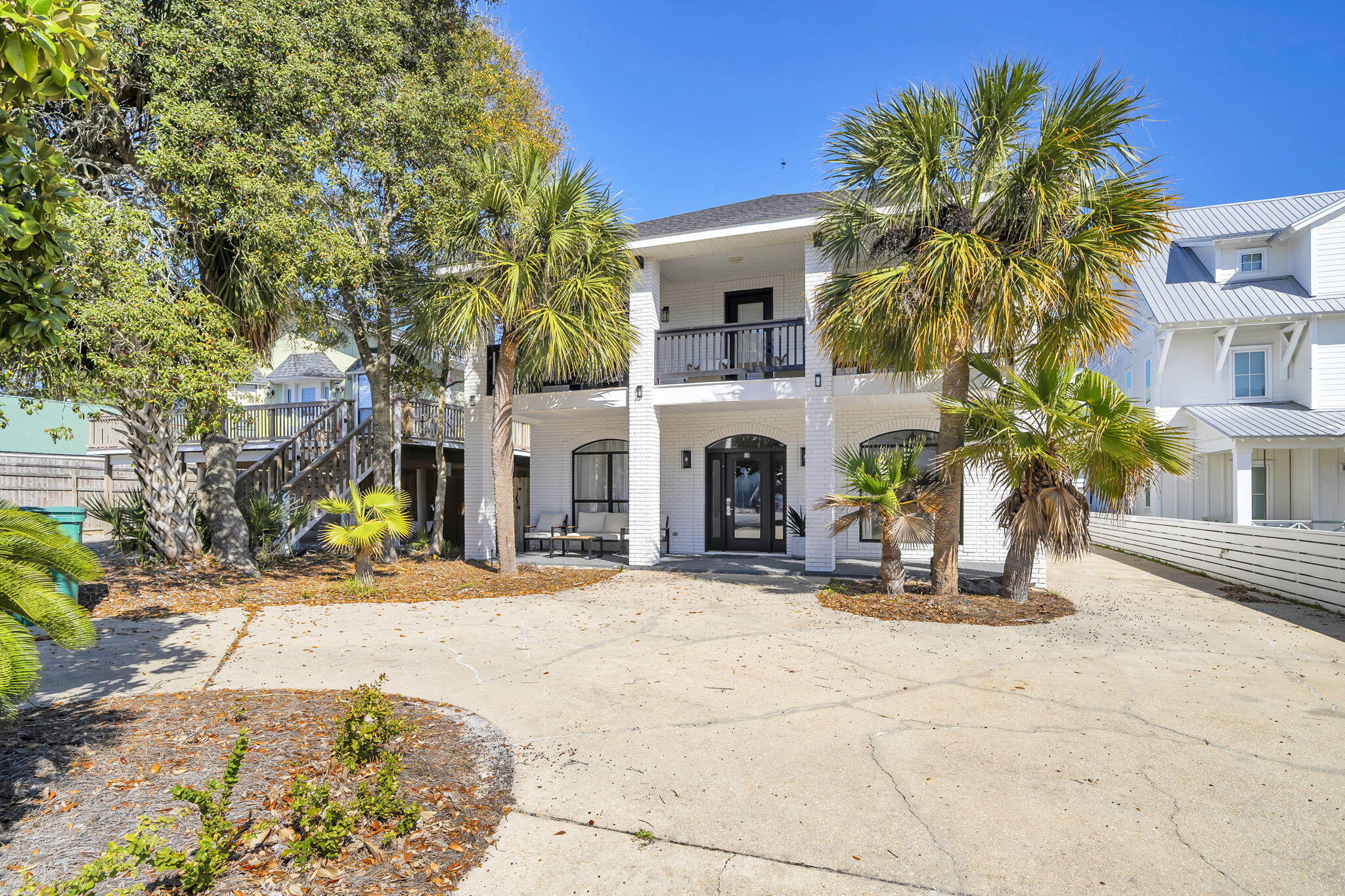 CRYSTAL BEACH - Residential