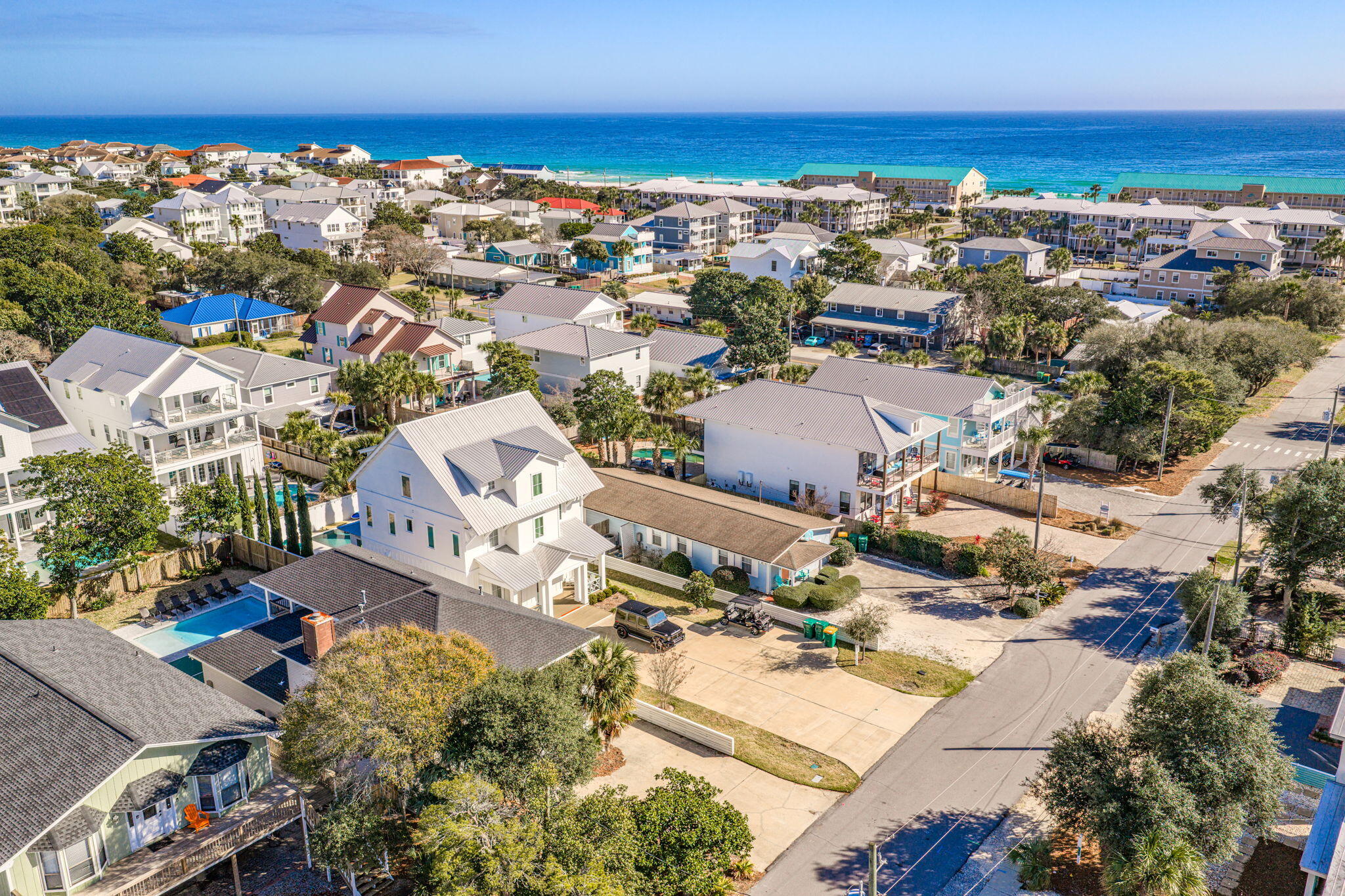 CRYSTAL BEACH - Residential