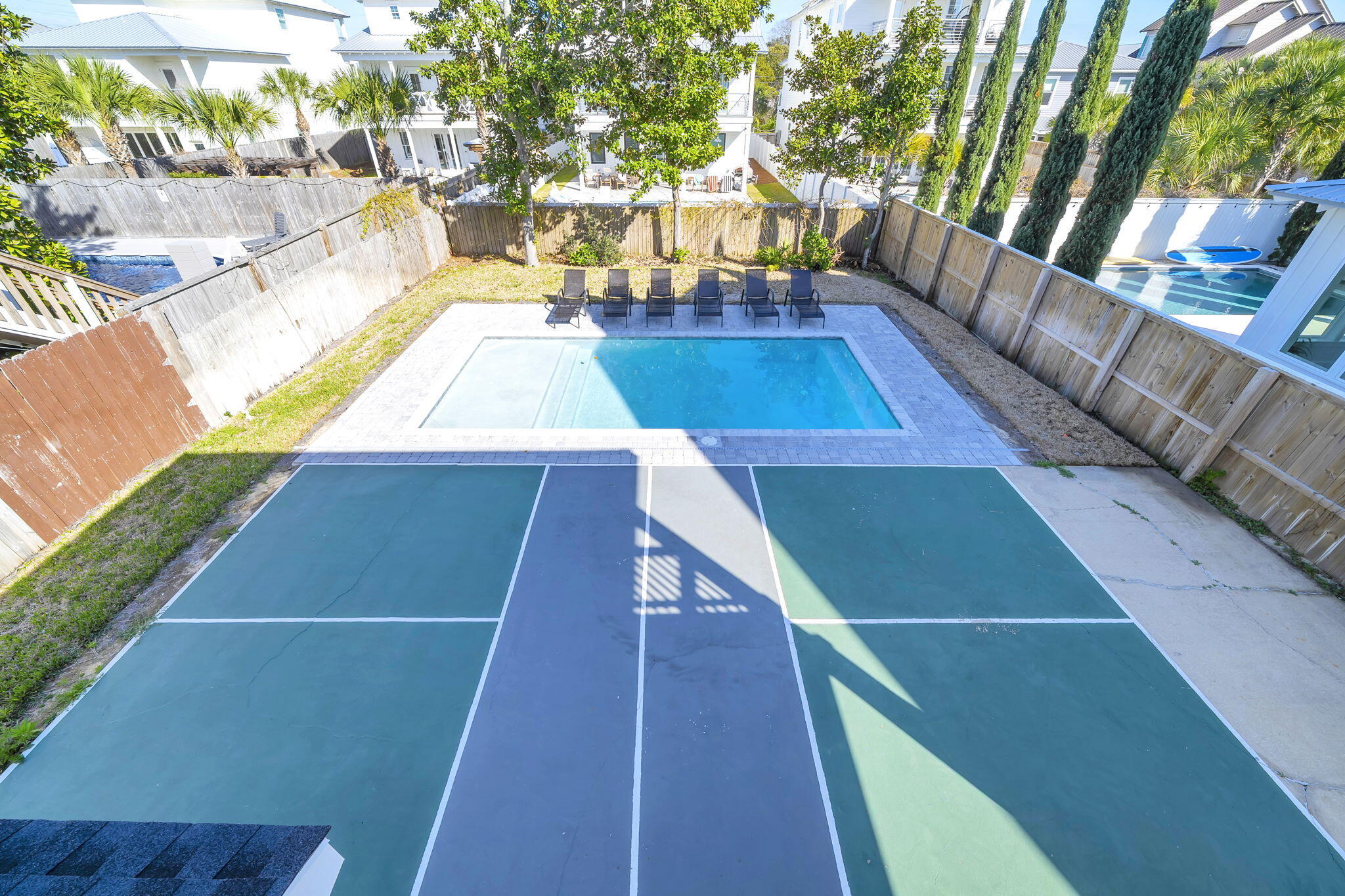 CRYSTAL BEACH - Residential