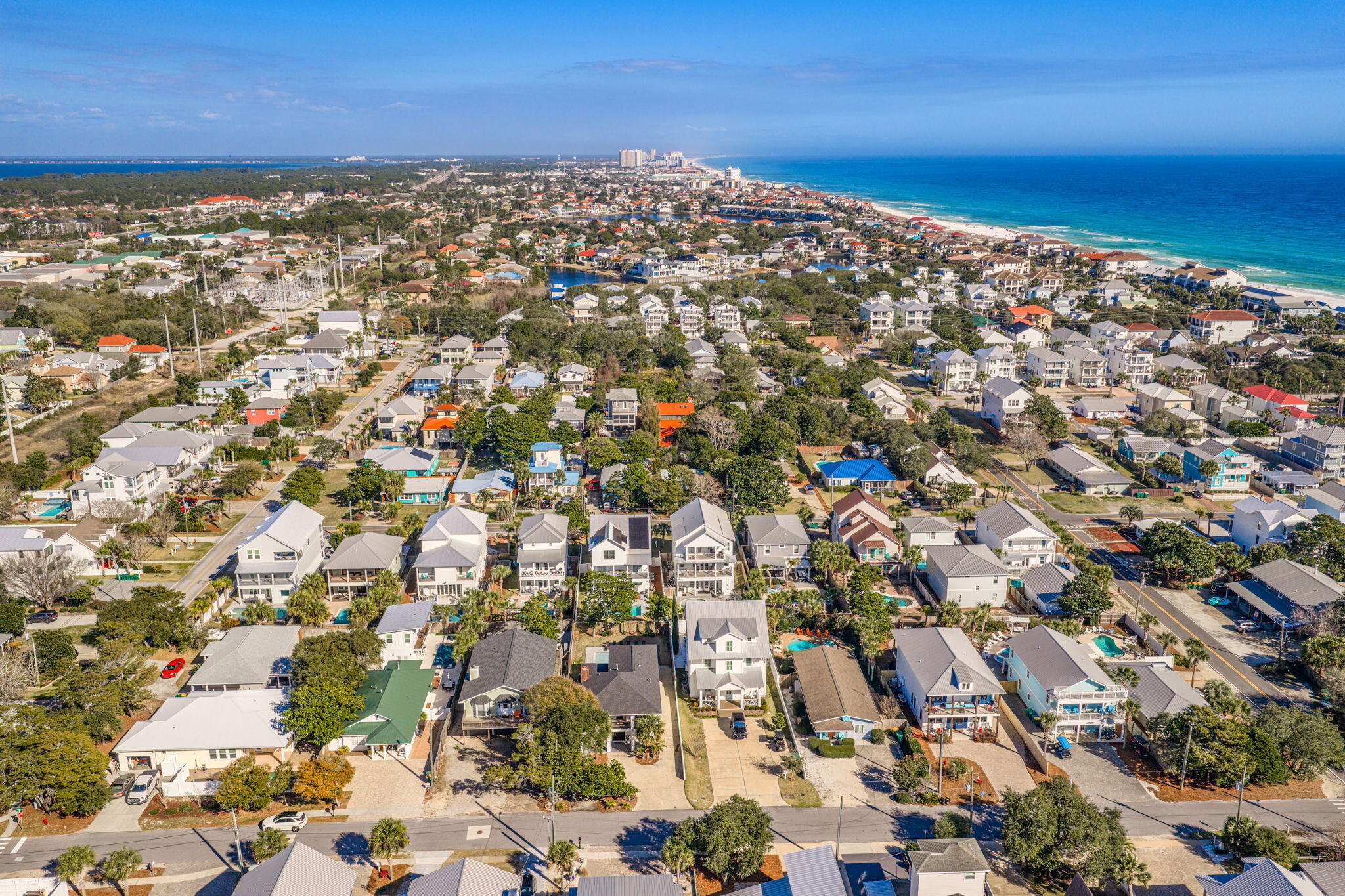 CRYSTAL BEACH - Residential