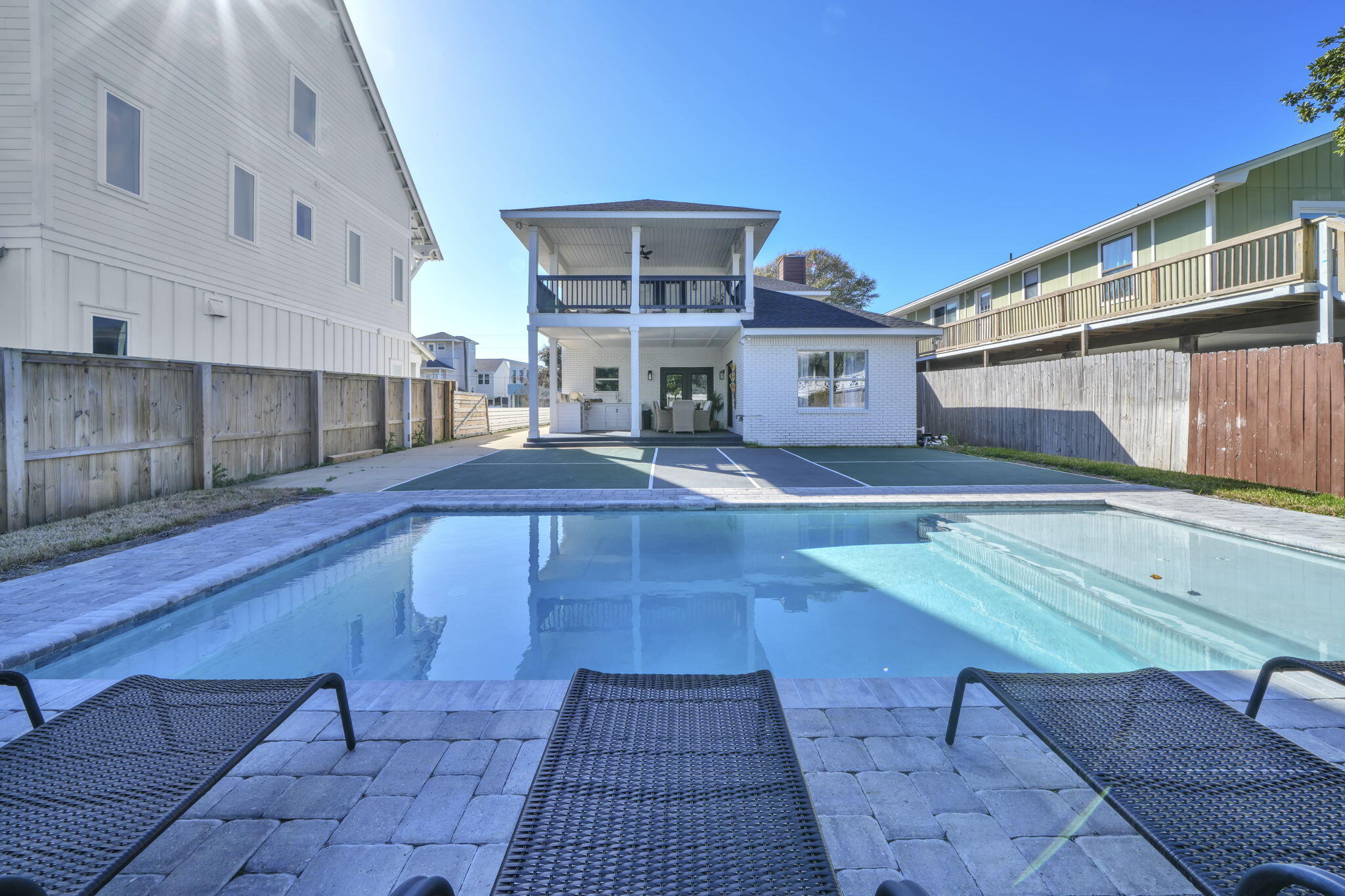 CRYSTAL BEACH - Residential