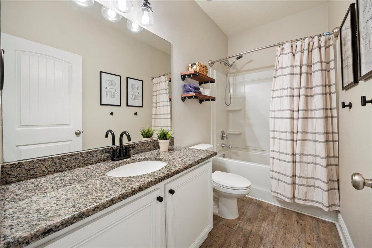 REDSTONE COMMONS PH 2A - Residential