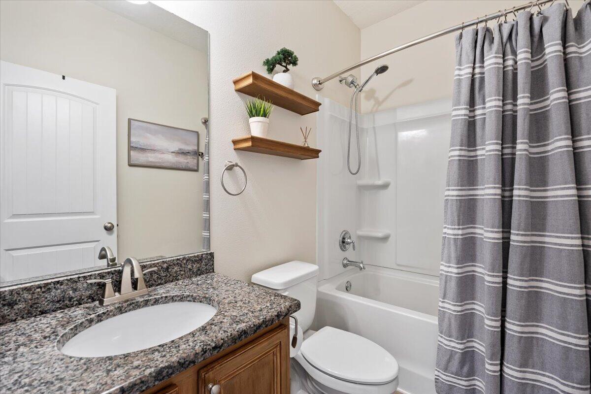 REDSTONE COMMONS PH 2A - Residential