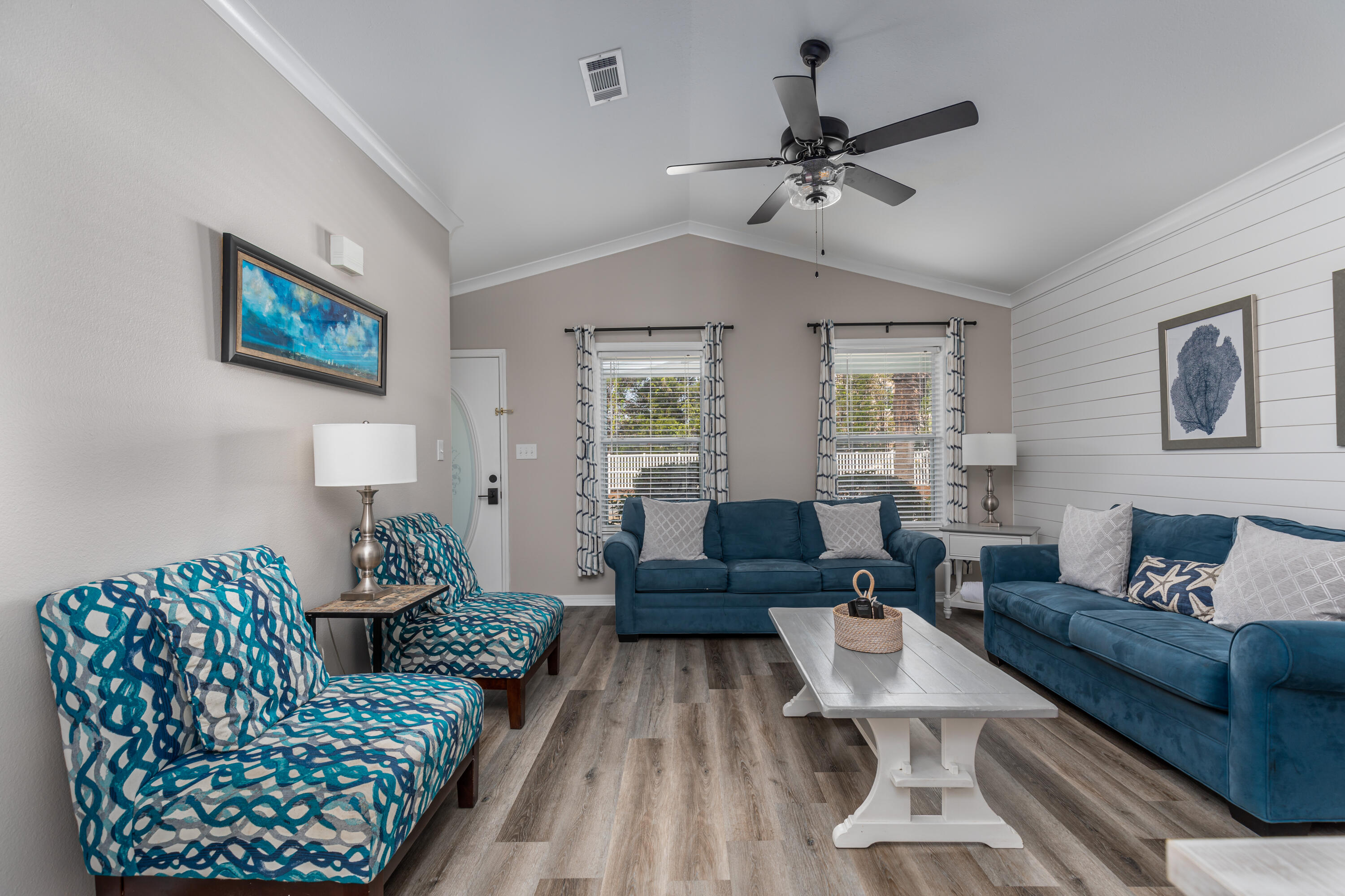 MARAVILLA COTTAGES - Residential