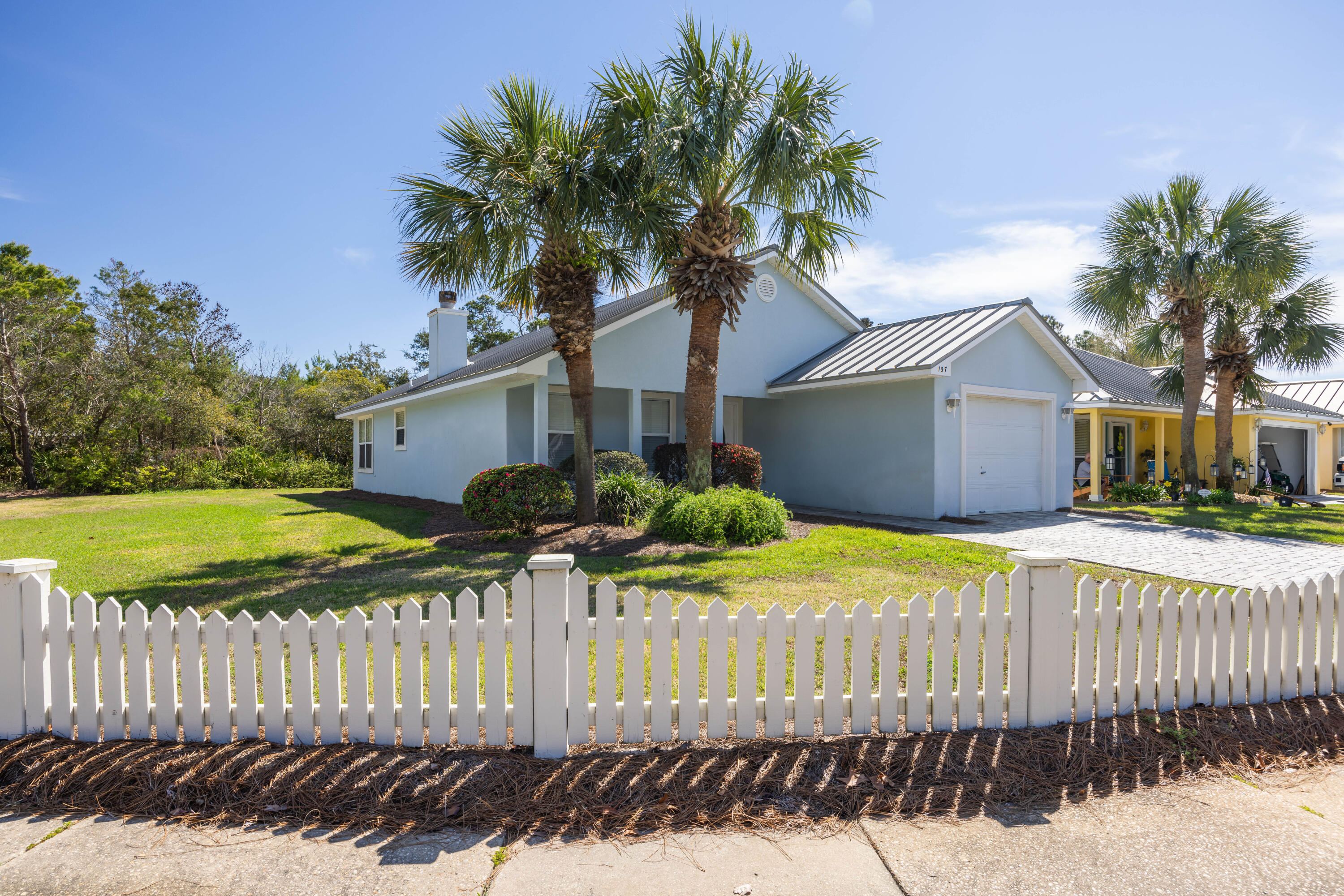 MARAVILLA COTTAGES - Residential
