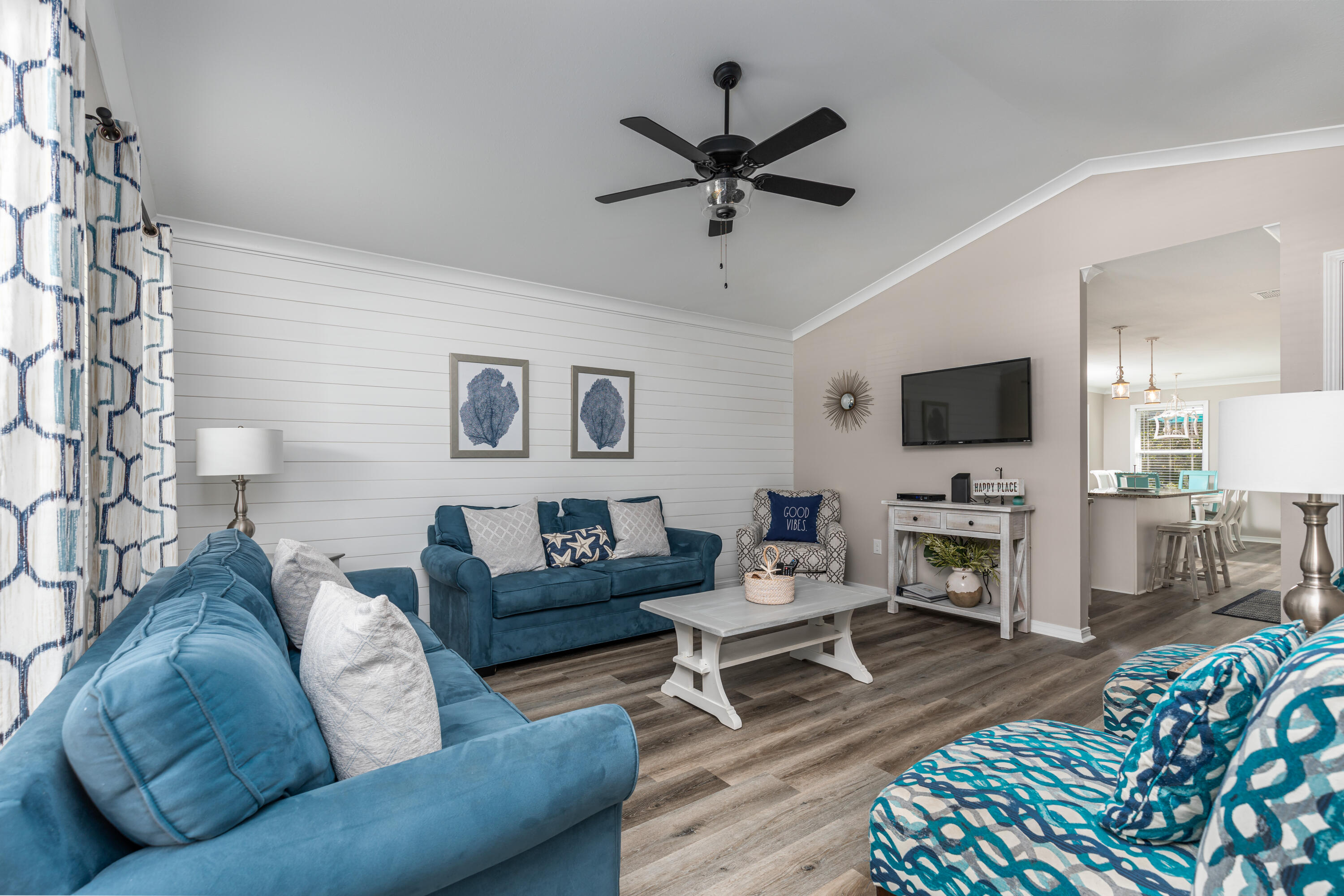 MARAVILLA COTTAGES - Residential