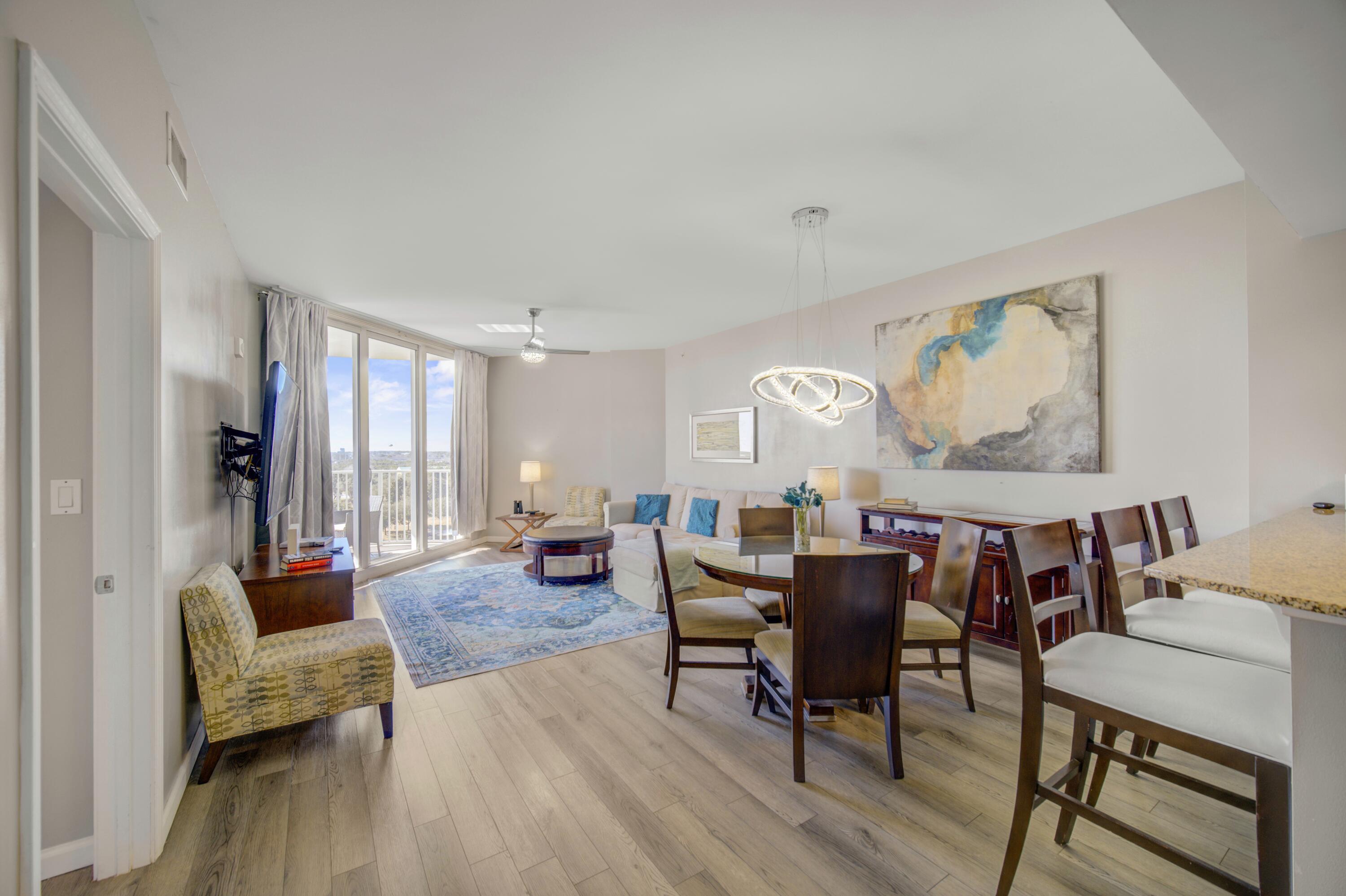 THE PALMS OF DESTIN - Residential