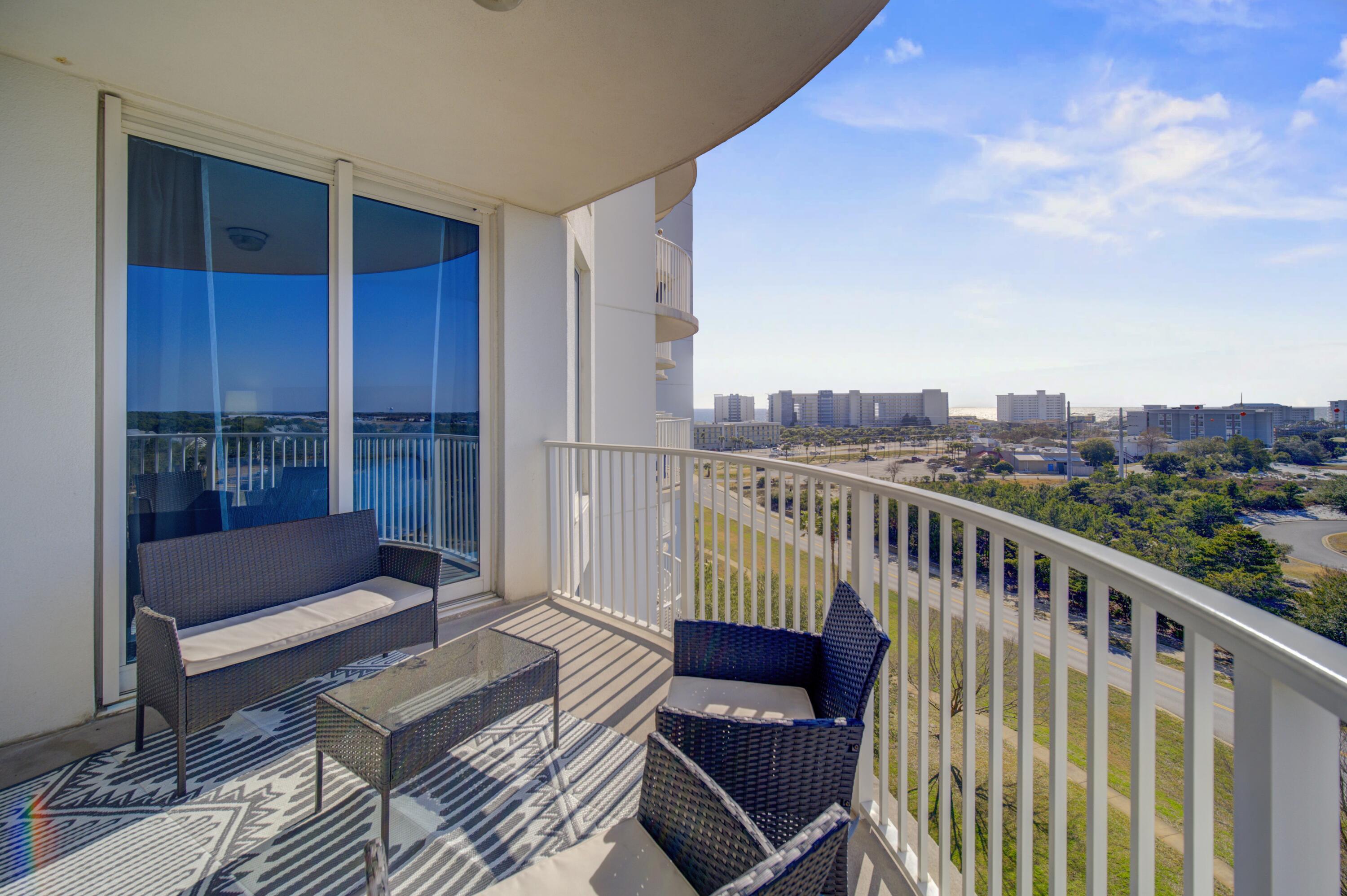 THE PALMS OF DESTIN - Residential