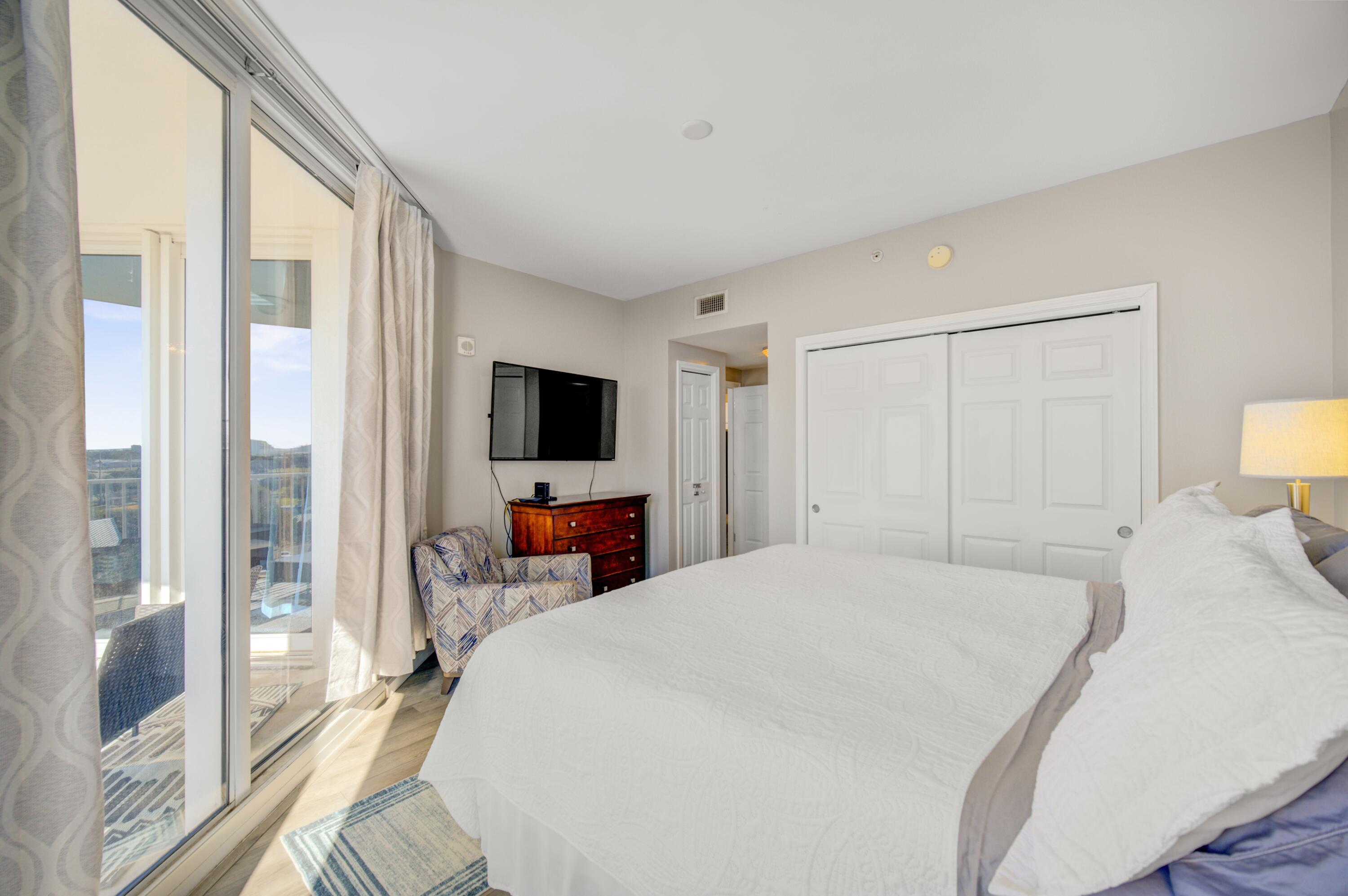 THE PALMS OF DESTIN - Residential