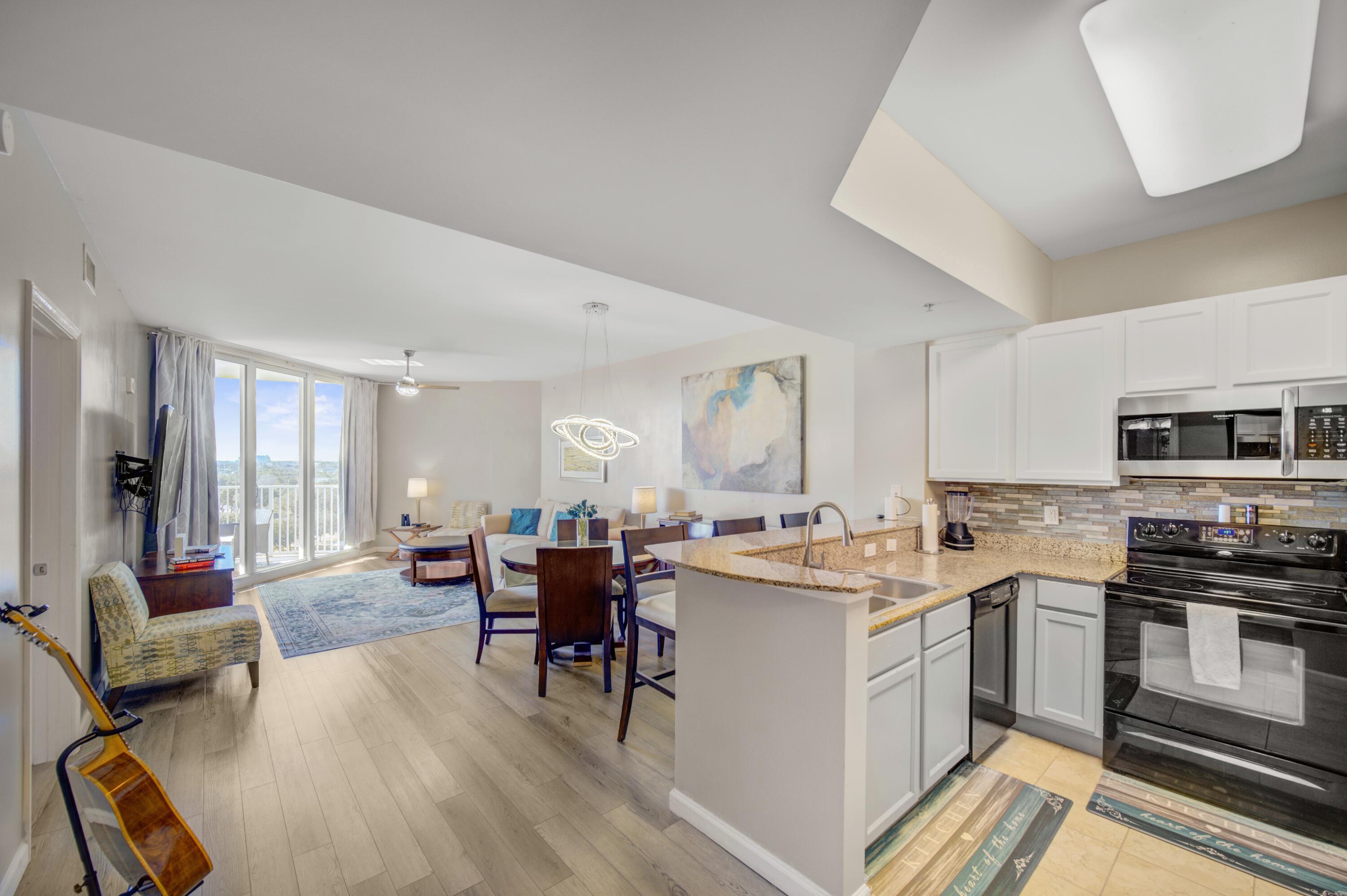 THE PALMS OF DESTIN - Residential