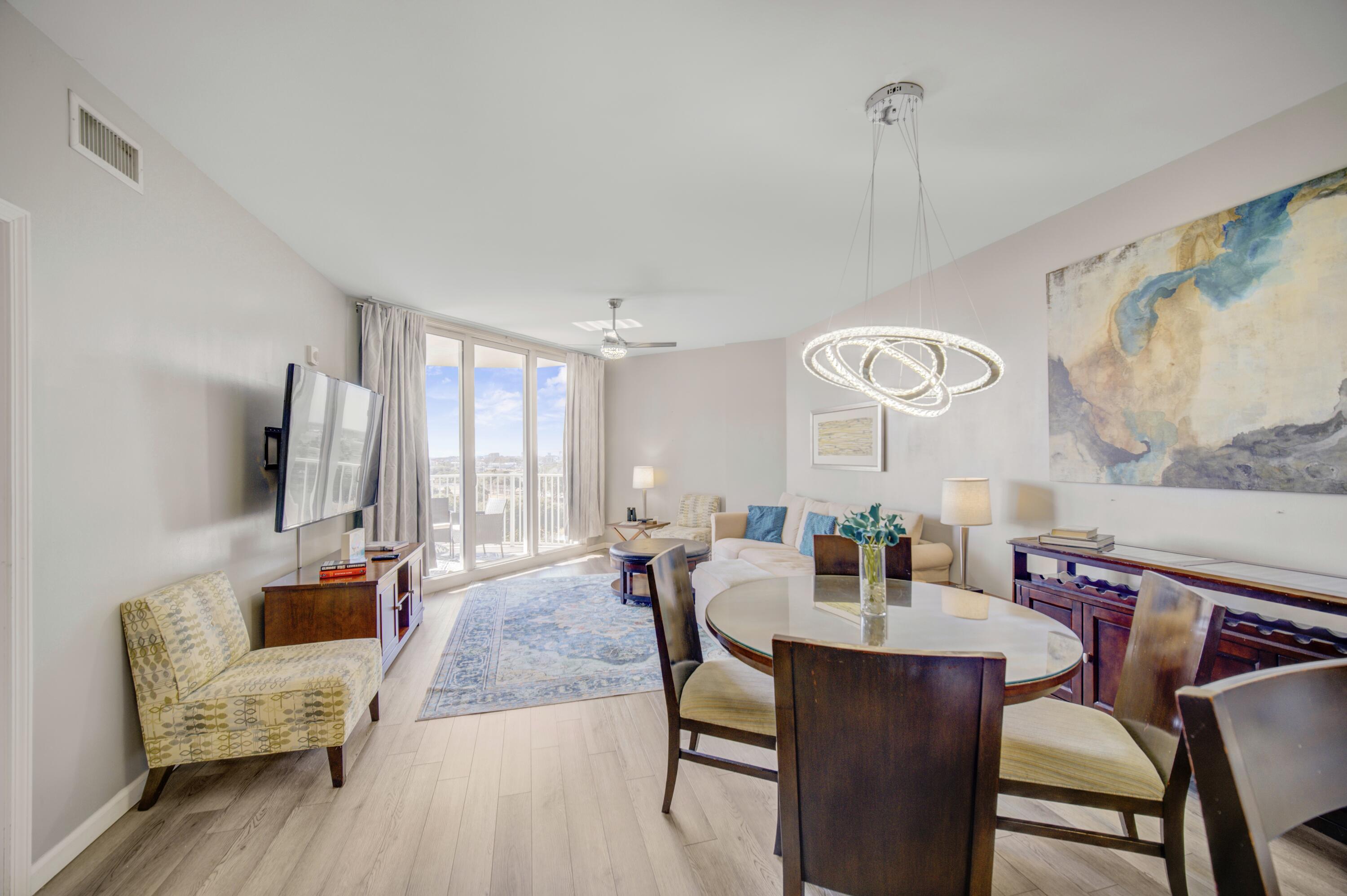 THE PALMS OF DESTIN - Residential