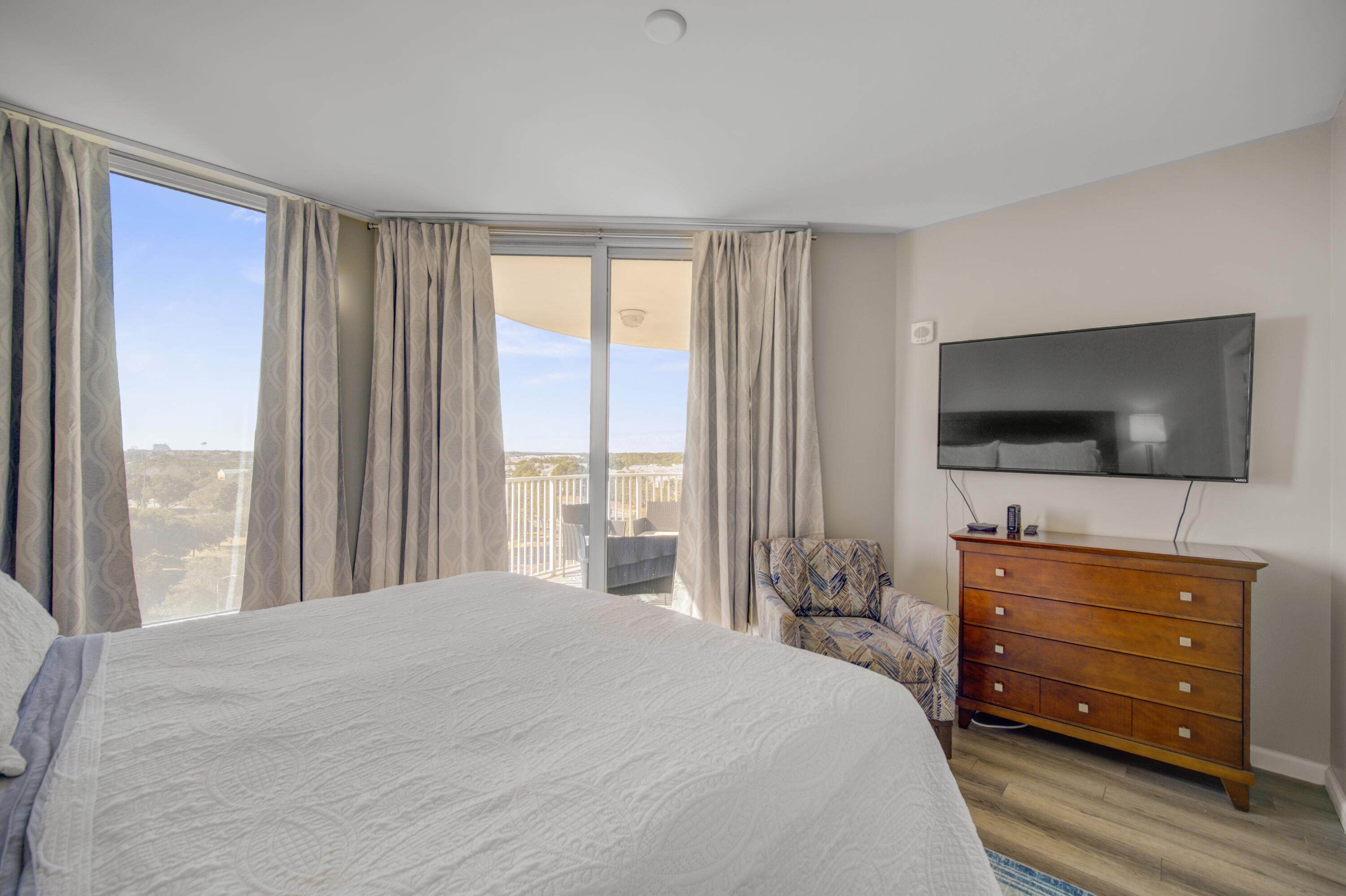 THE PALMS OF DESTIN - Residential