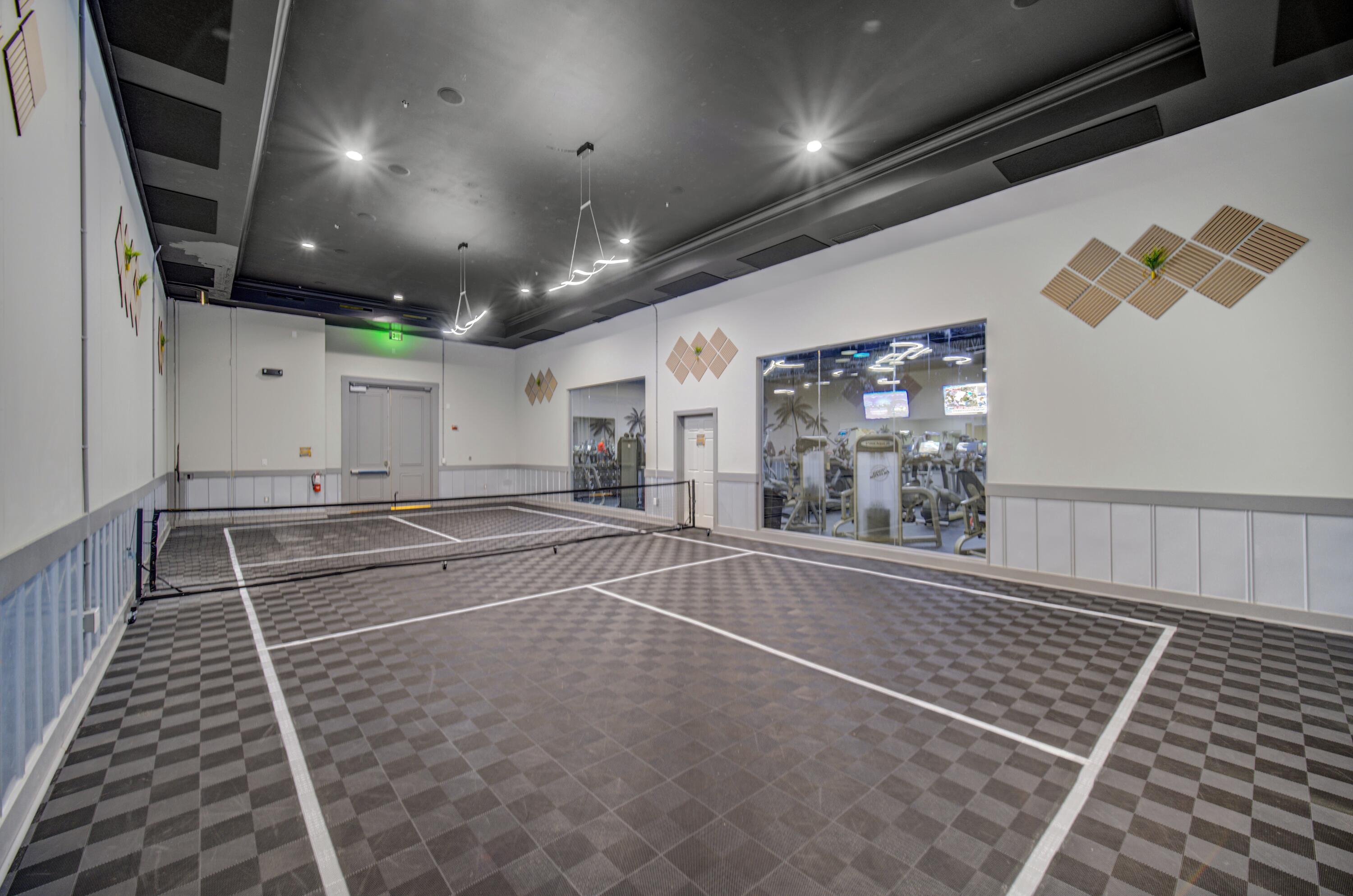 THE PALMS OF DESTIN - Residential