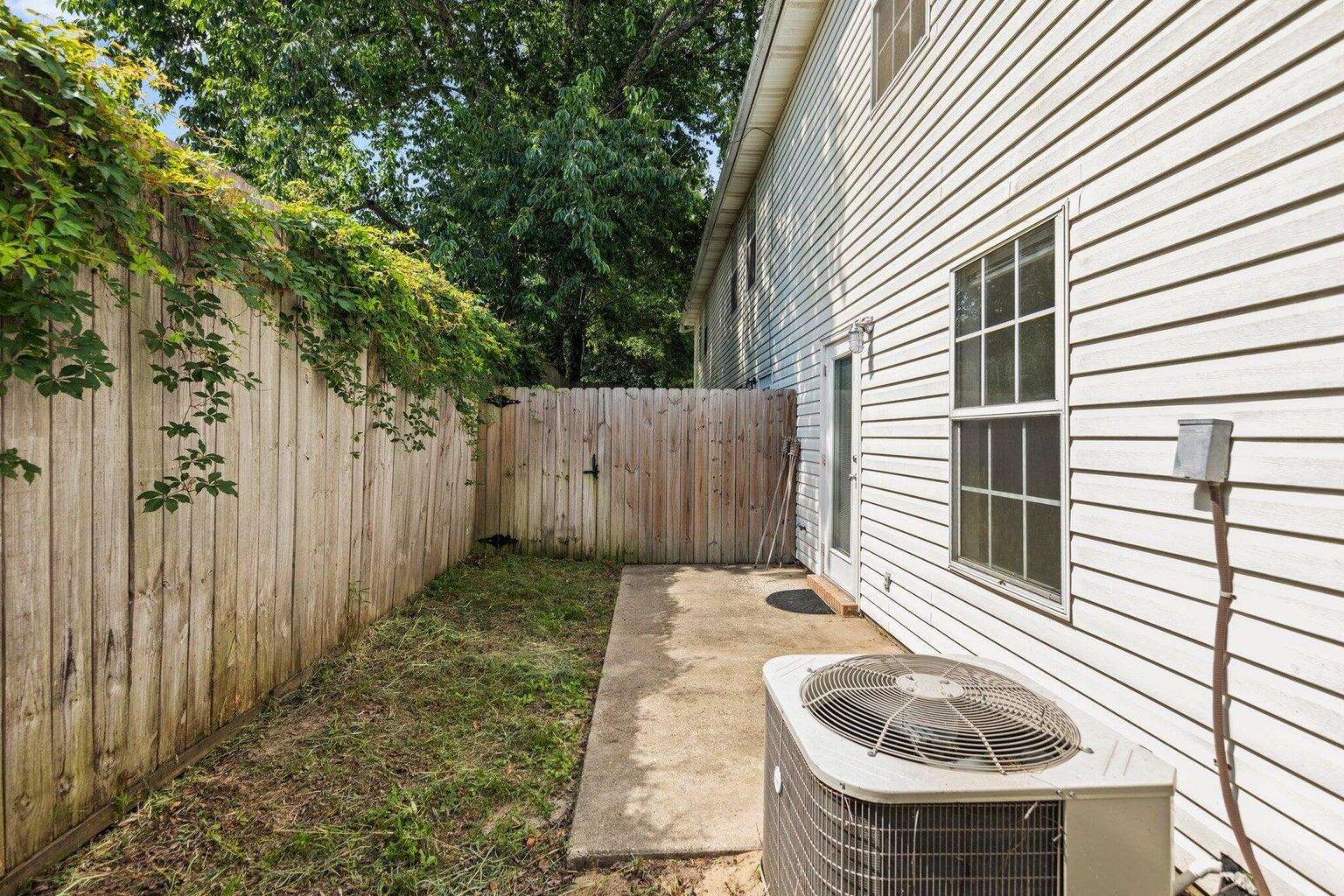 CAMBRIDGE VILLAGE T/H - Residential