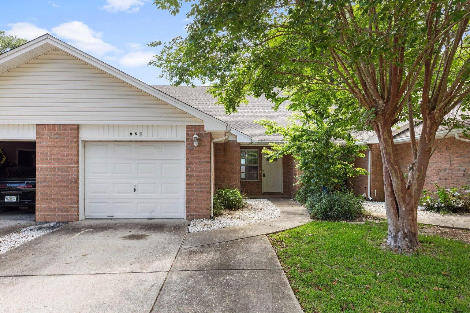 CAMBRIDGE VILLAGE T/H - Residential