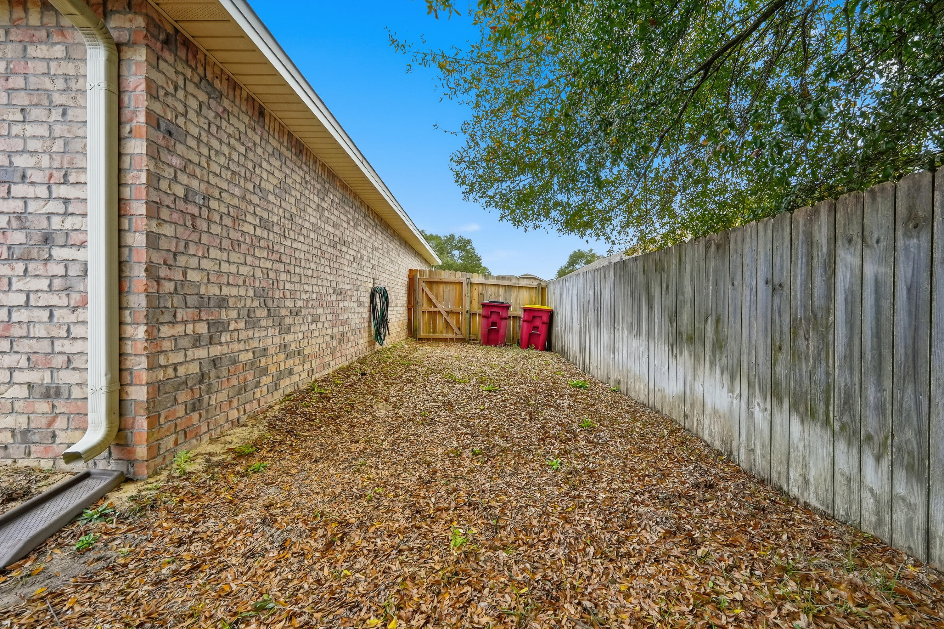 TRAILWOOD ESTATES - Residential