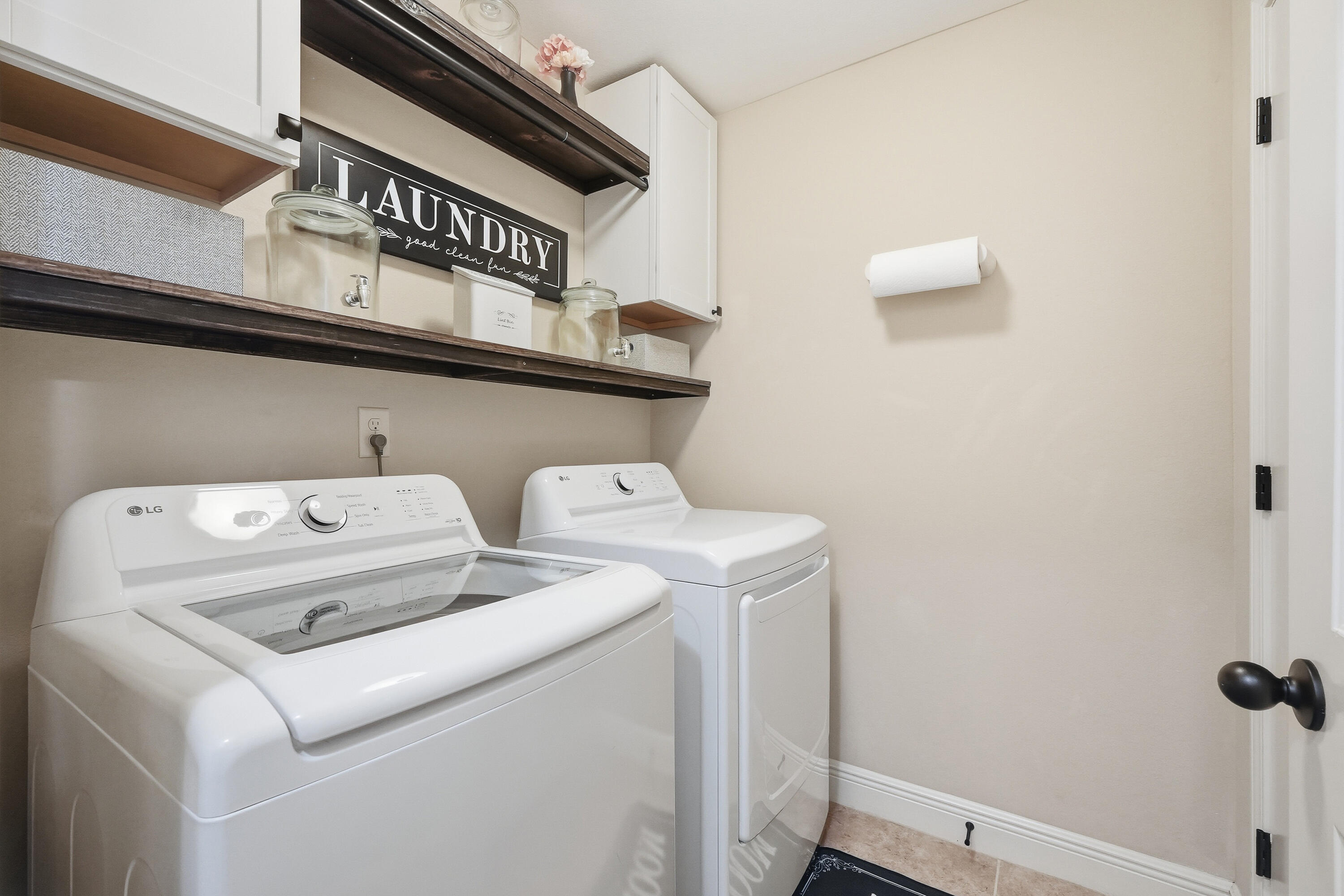 TRAILWOOD ESTATES - Residential