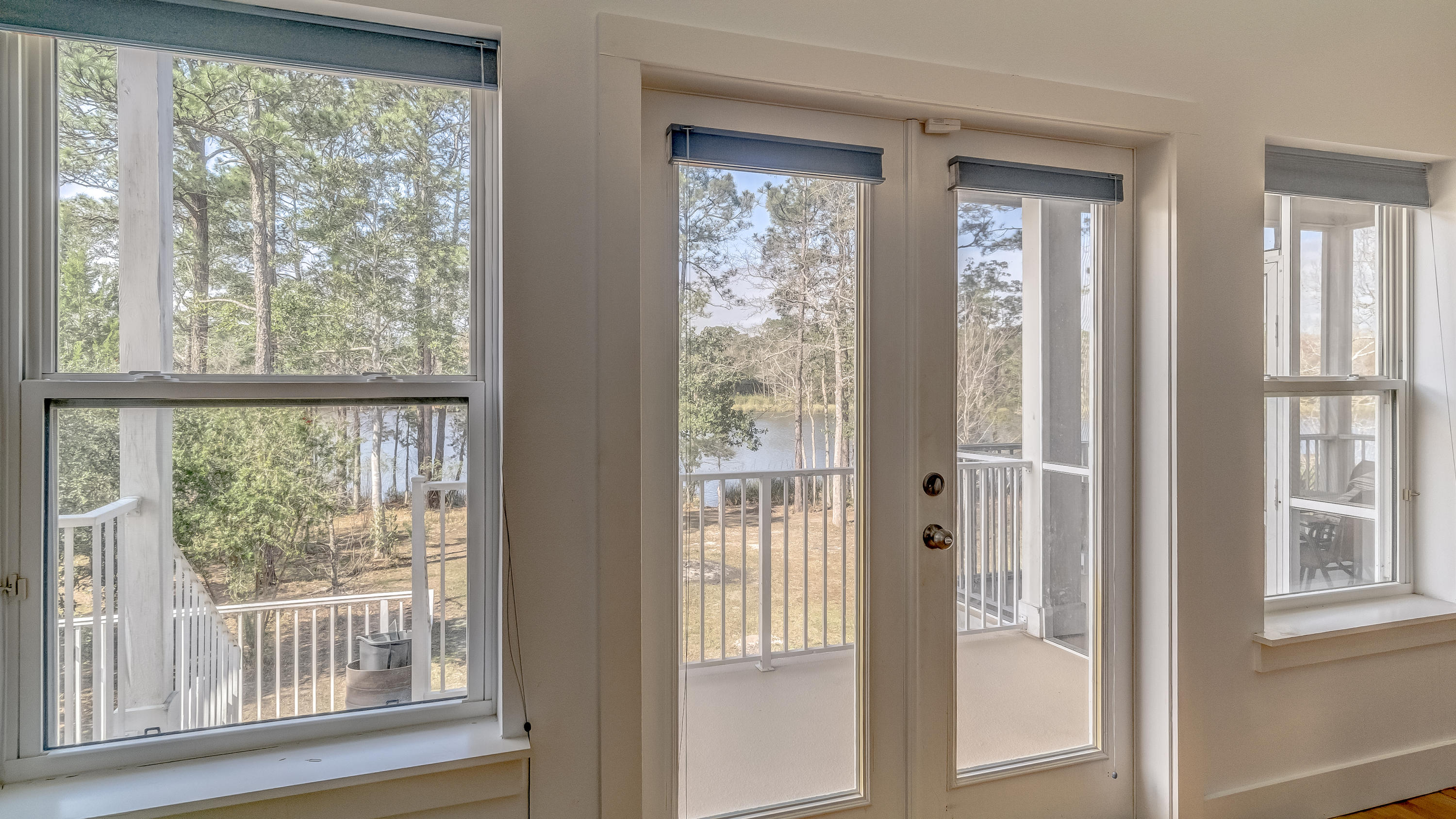 FOREST SHORES - Residential