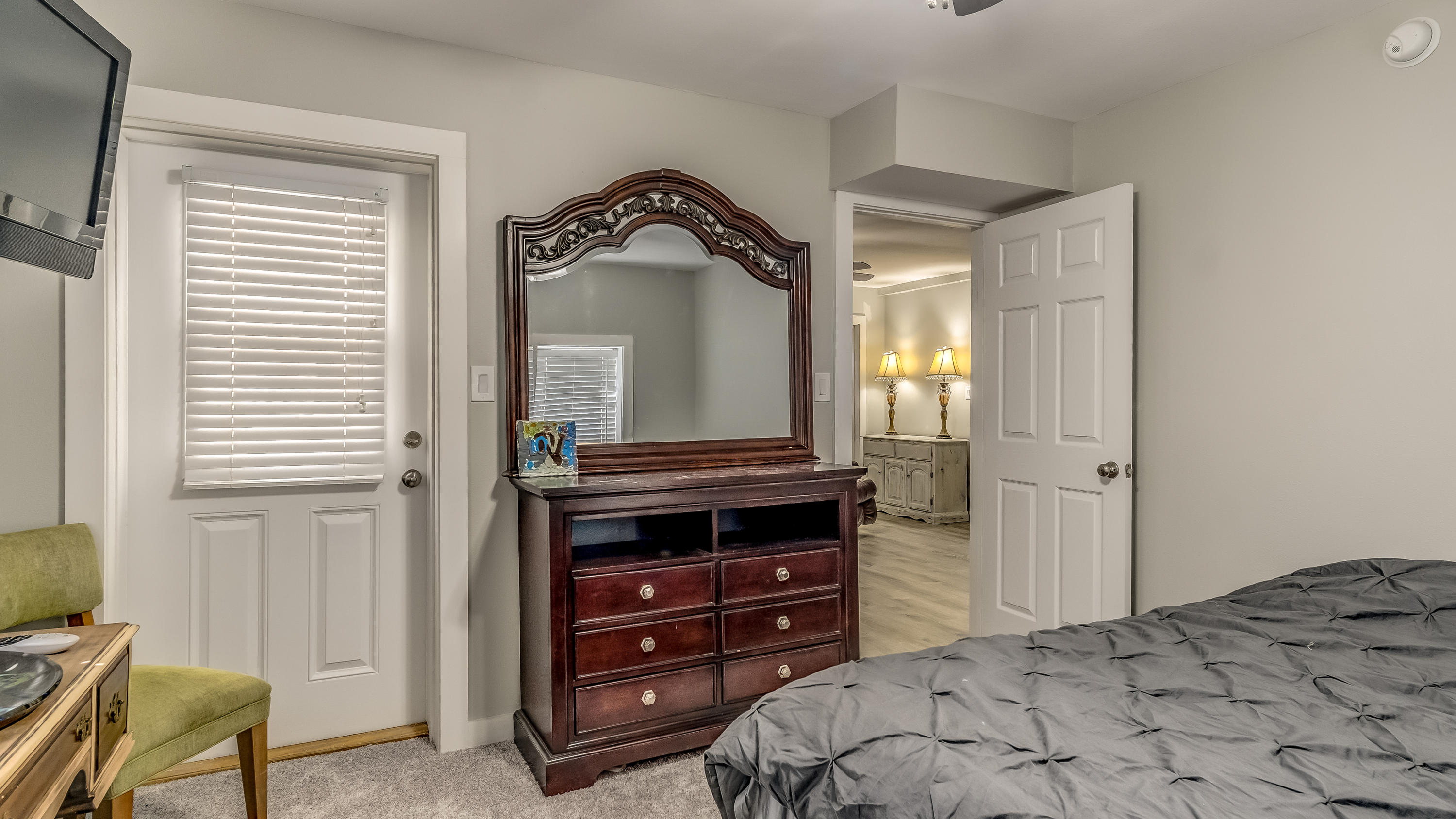 FOREST SHORES - Residential