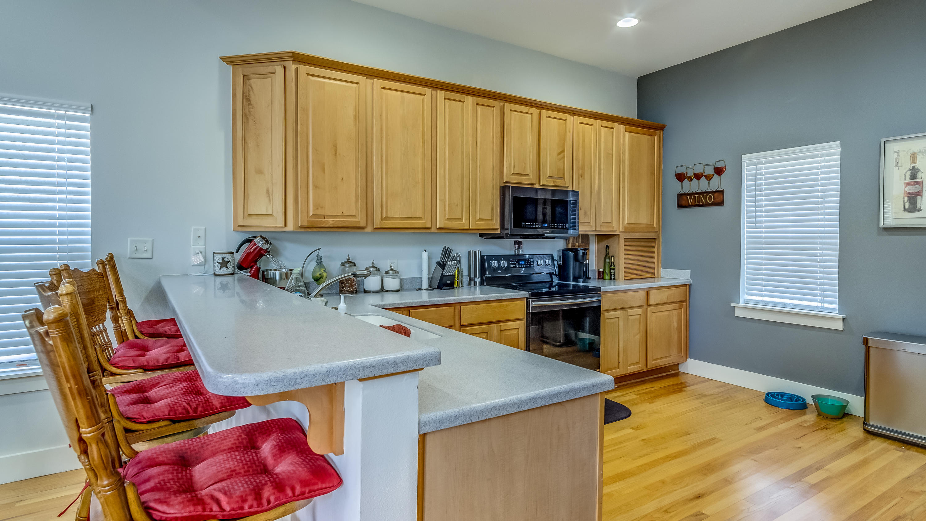 FOREST SHORES - Residential