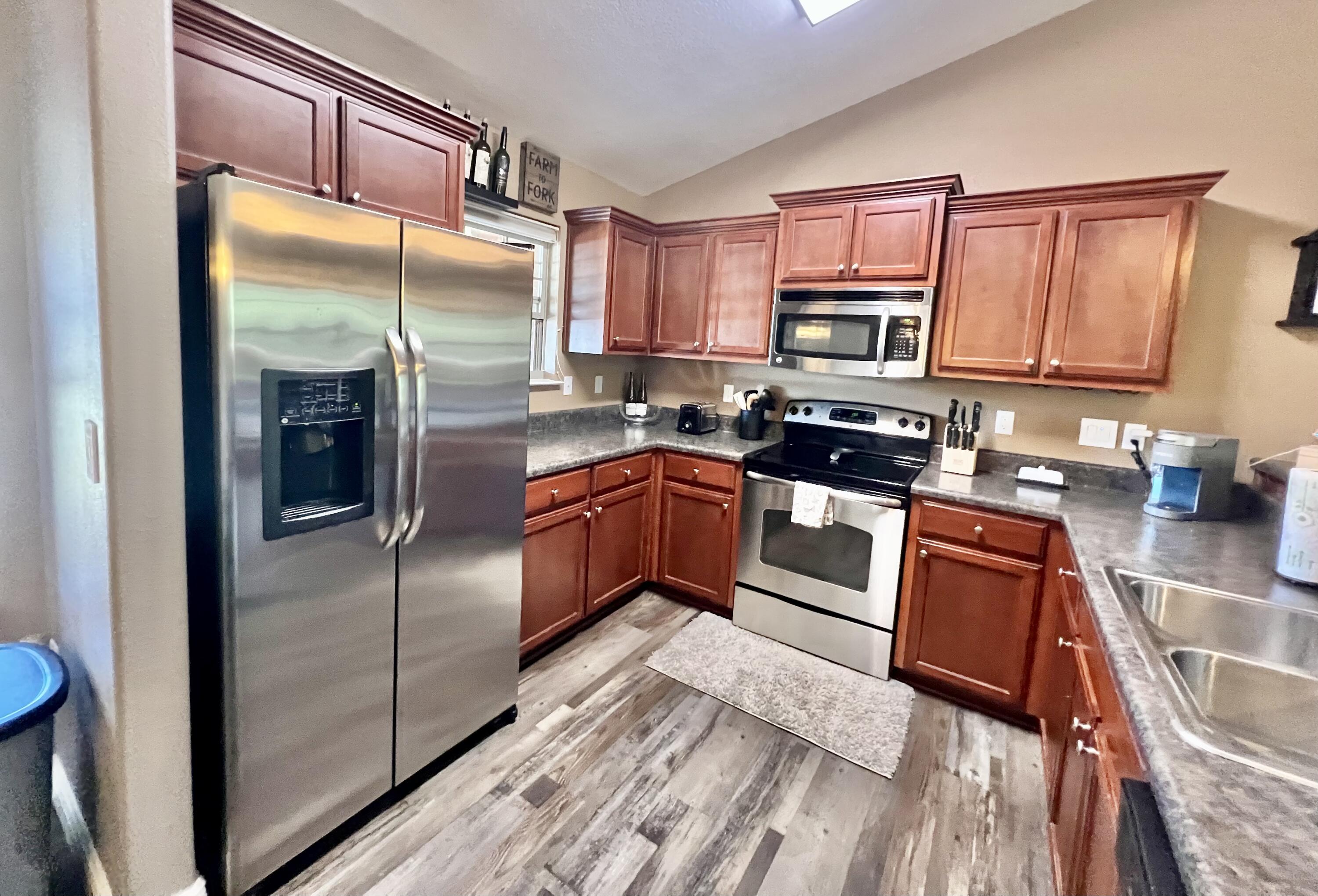 WATERSTONE - Residential