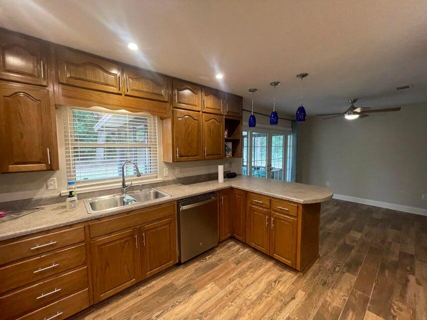 AZALEA - Residential Lease