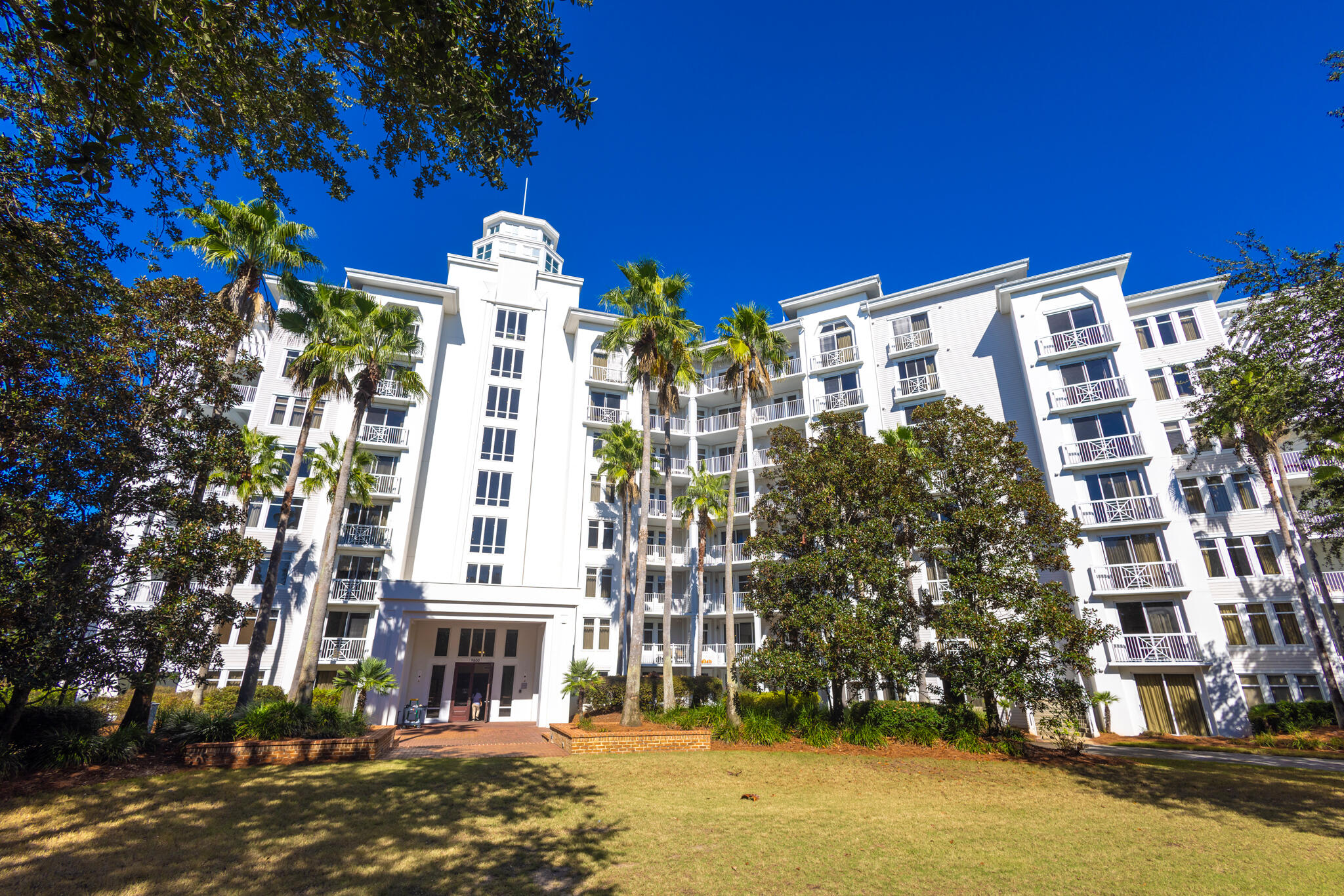 GRAND SANDESTIN - Residential Lease