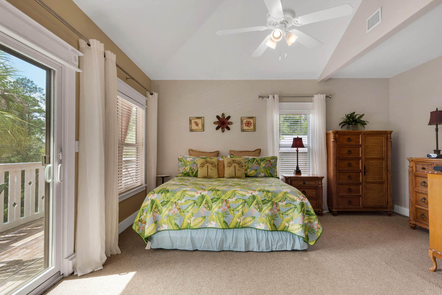 BAY PINE SHORES - Residential