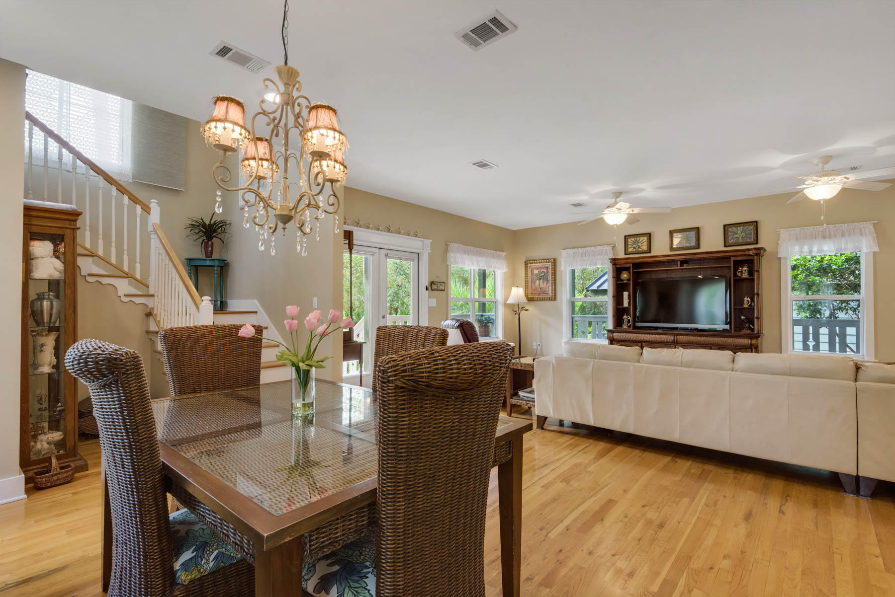 BAY PINE SHORES - Residential