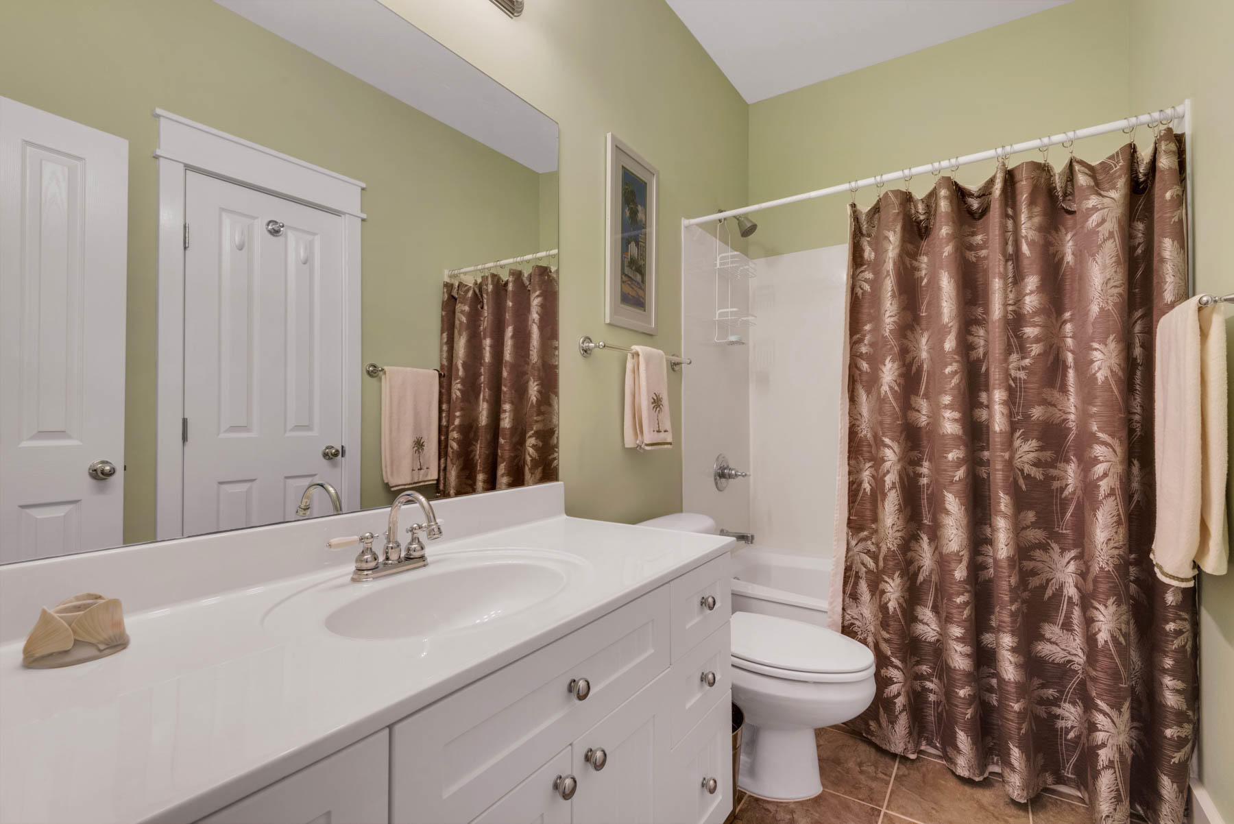 BAY PINE SHORES - Residential