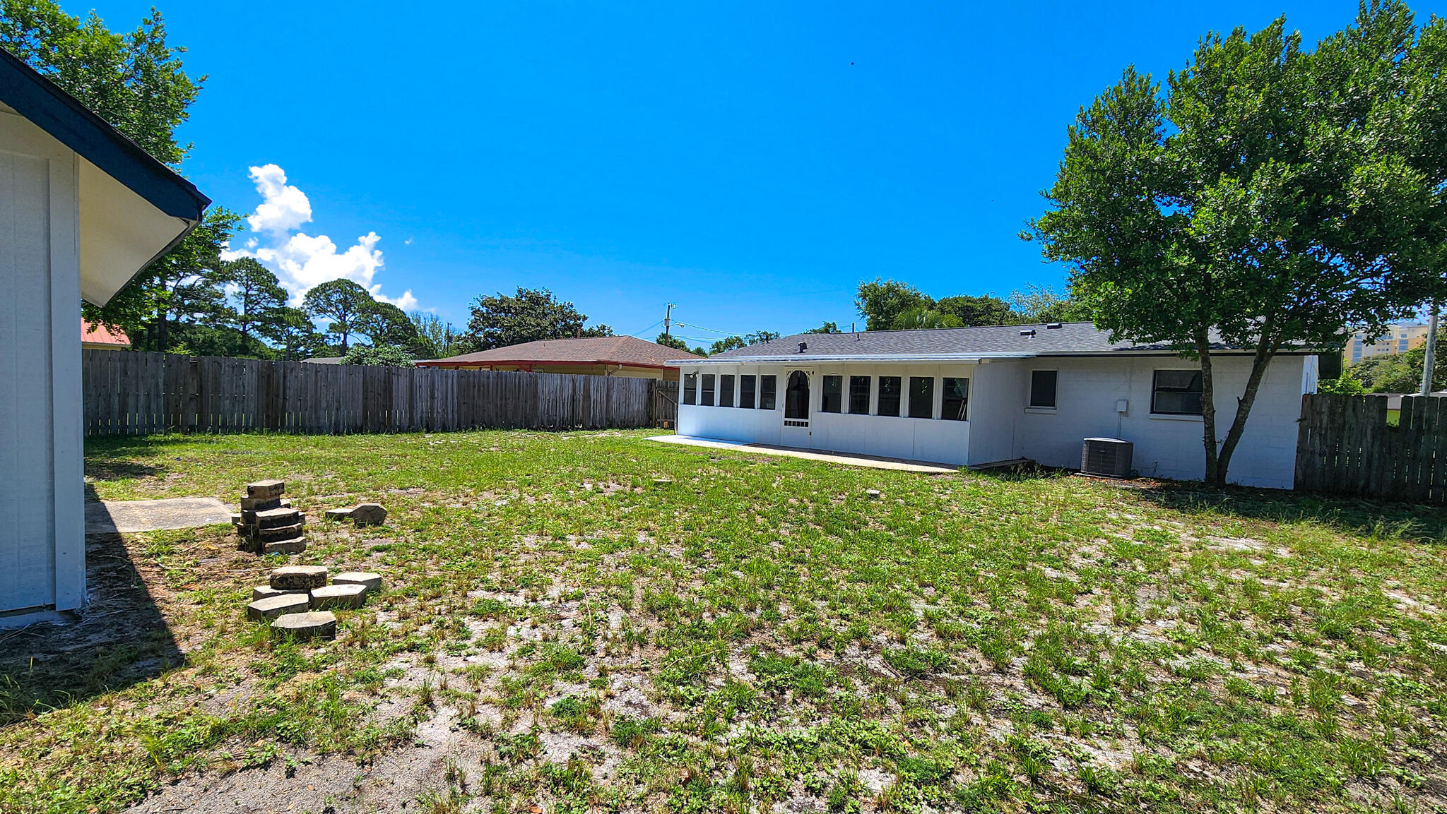 SEABREEZE 6TH ADDN - Residential