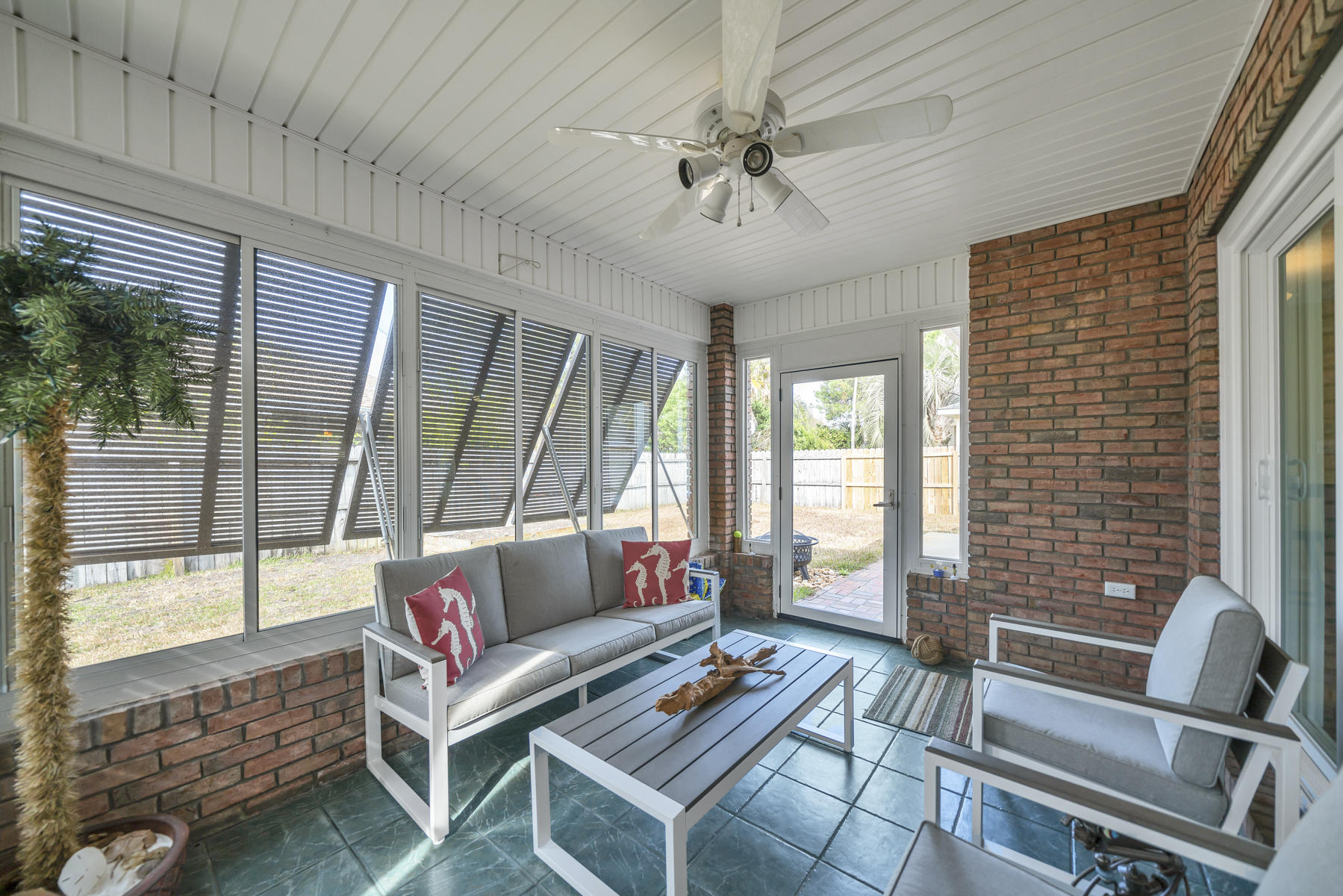 INDIAN WOODS - Residential