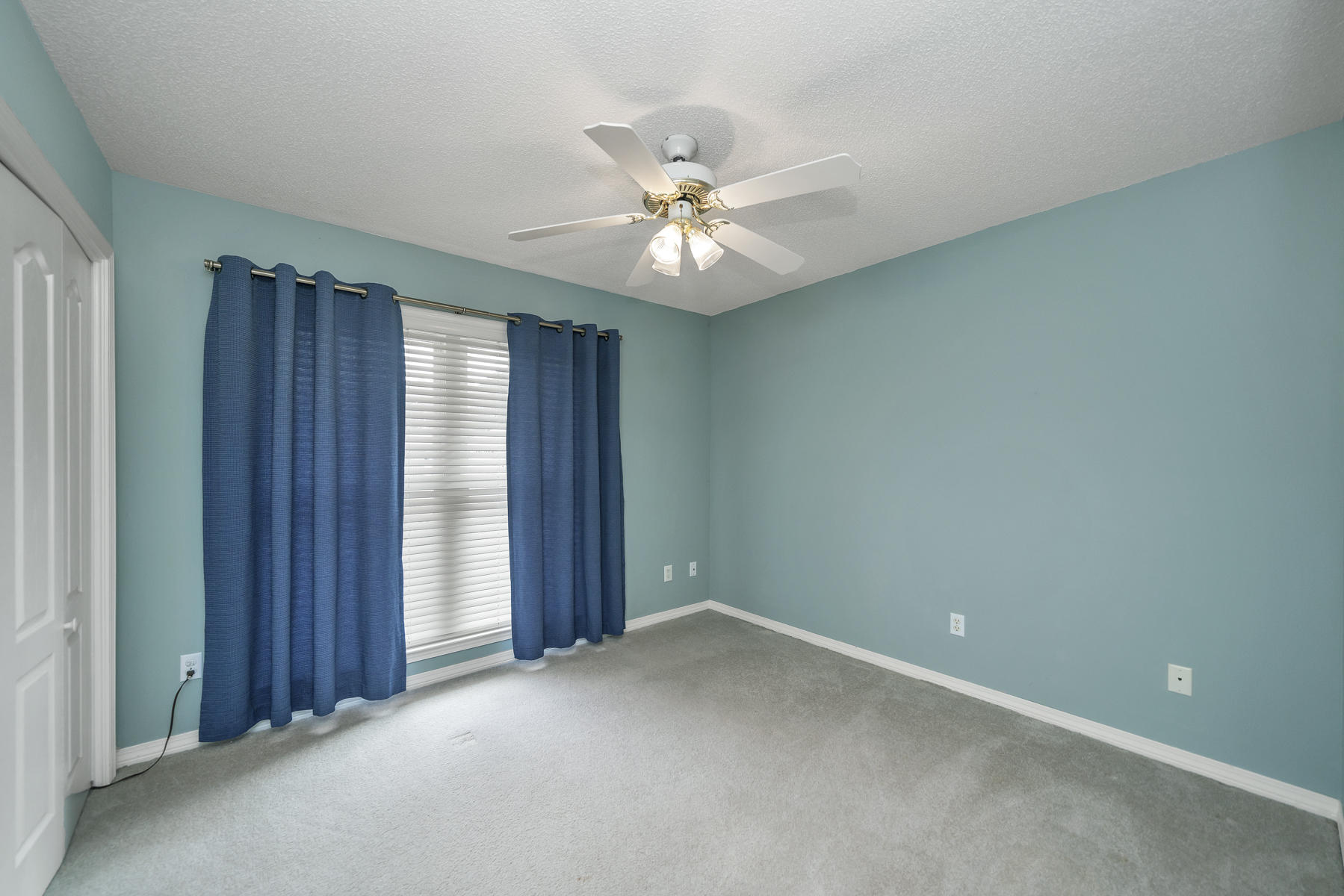 INDIAN WOODS - Residential