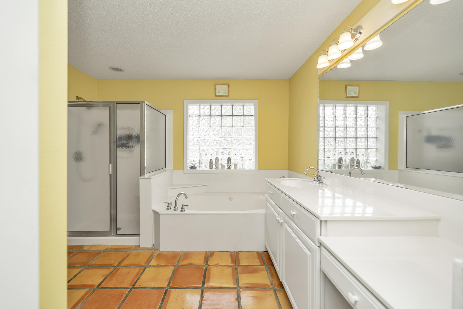 INDIAN WOODS - Residential