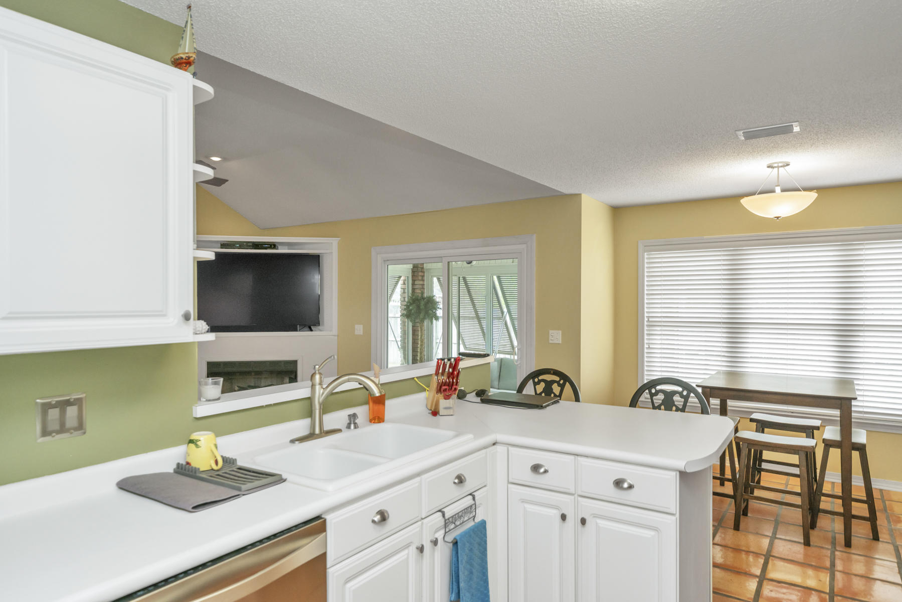 INDIAN WOODS - Residential