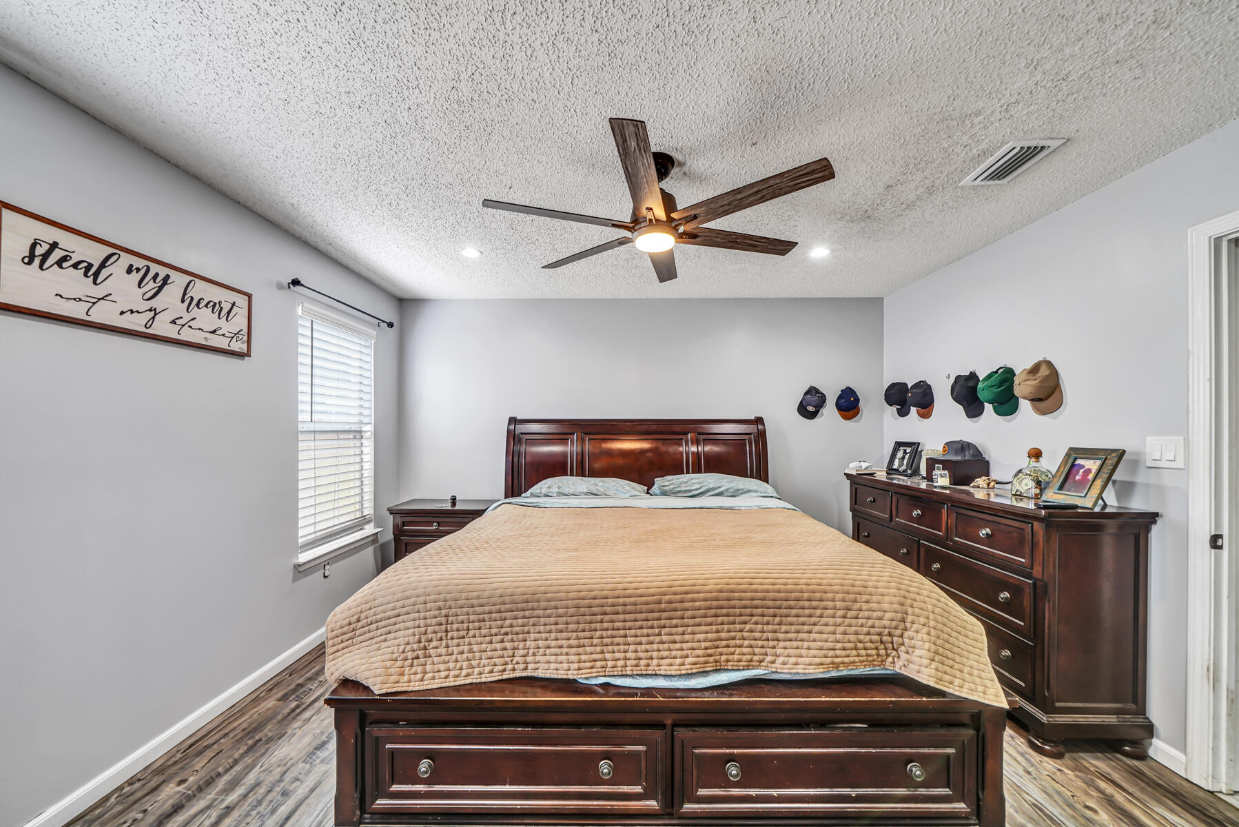 SANDY RIDGE ESTATES - Residential